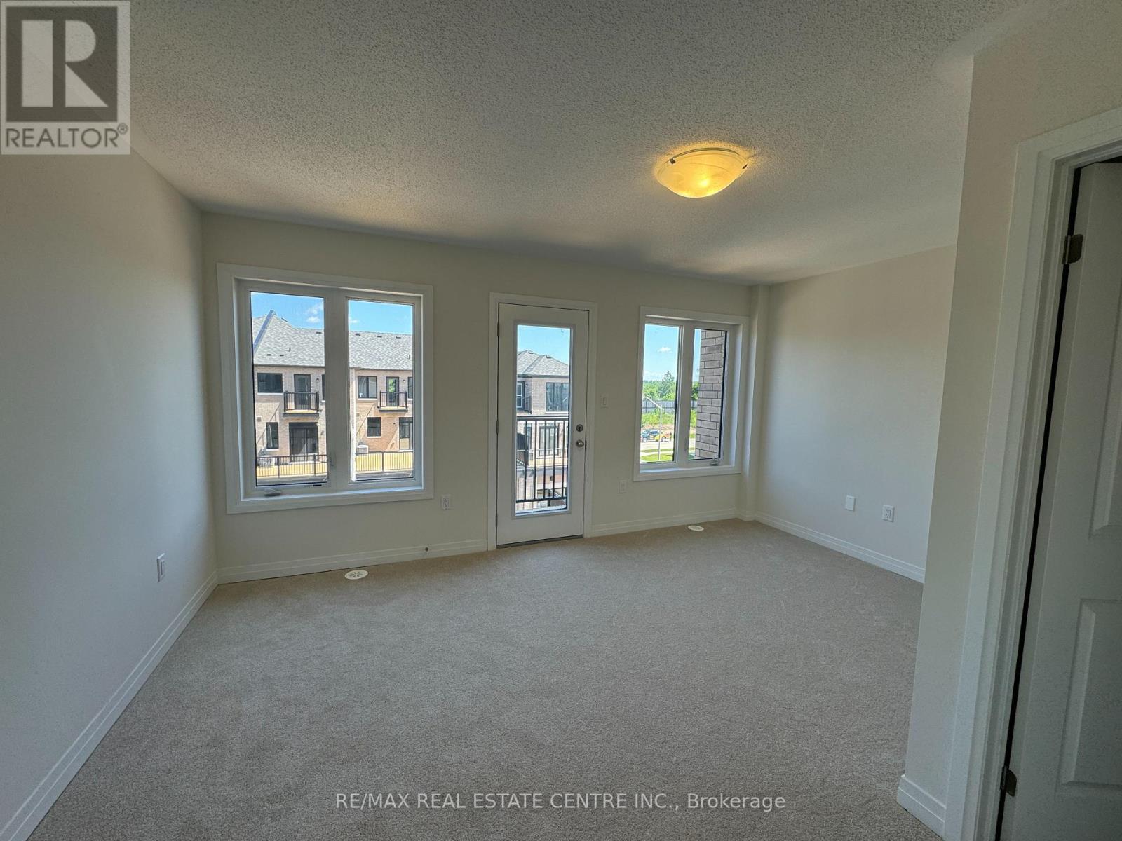 5 Cherry Hill Lane, Barrie (Painswick South), Ontario  L9J 0M7 - Photo 19 - S12568554