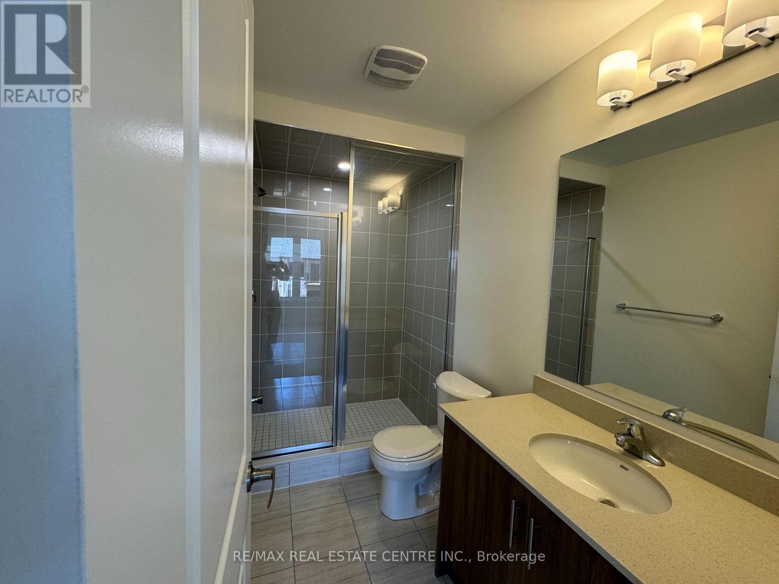 5 Cherry Hill Lane, Barrie (Painswick South), Ontario  L9J 0M7 - Photo 26 - S12568554