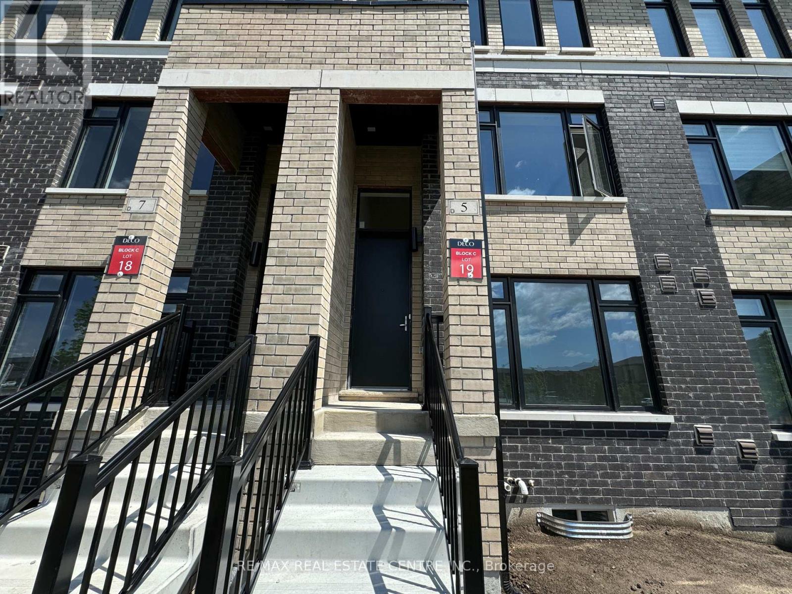 5 Cherry Hill Lane, Barrie (Painswick South), Ontario  L9J 0M7 - Photo 31 - S12568554