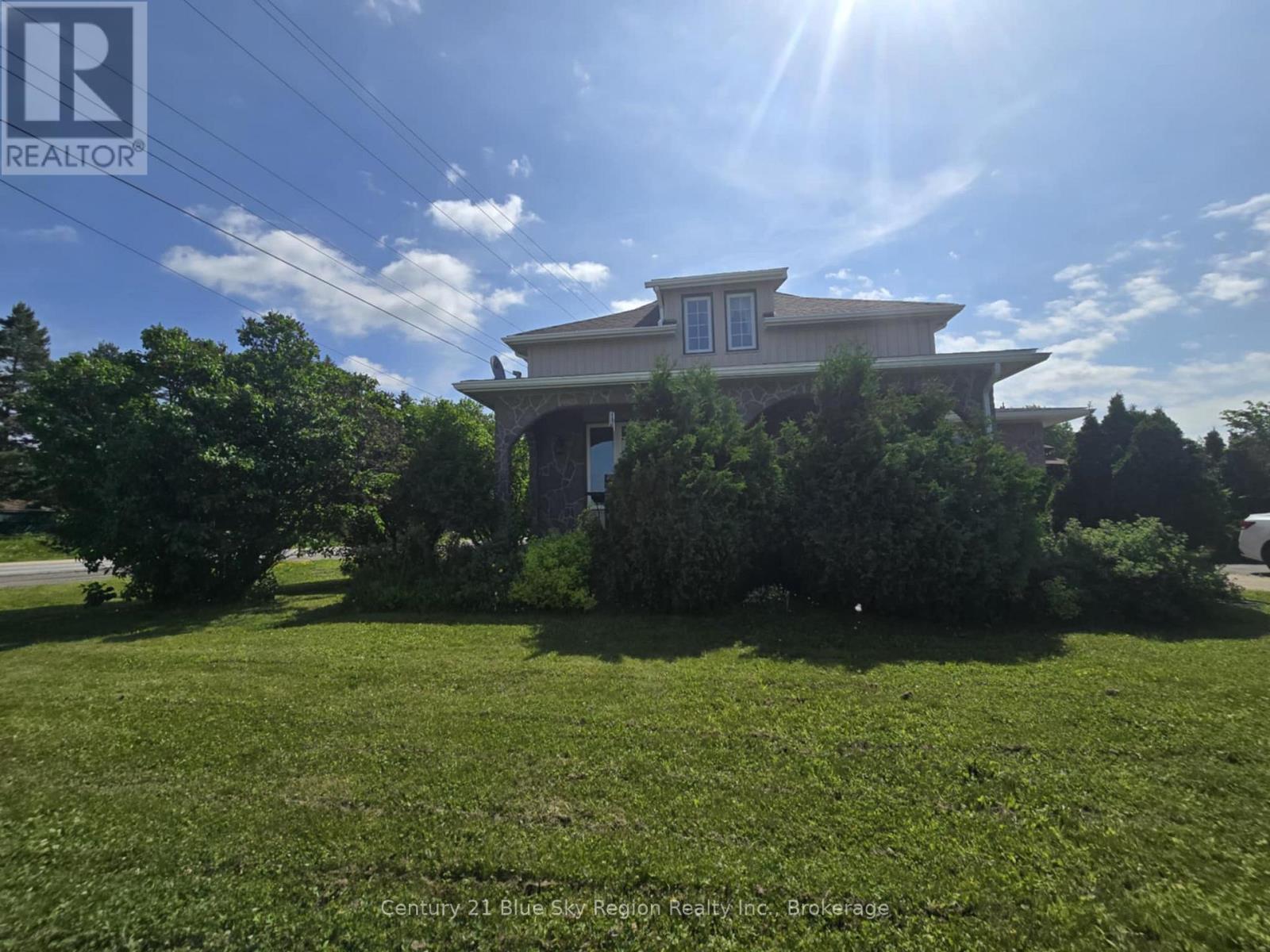 22 Dubeau Street, West Nipissing, Ontario P0H 2M0 - Photo 47 - X12550348