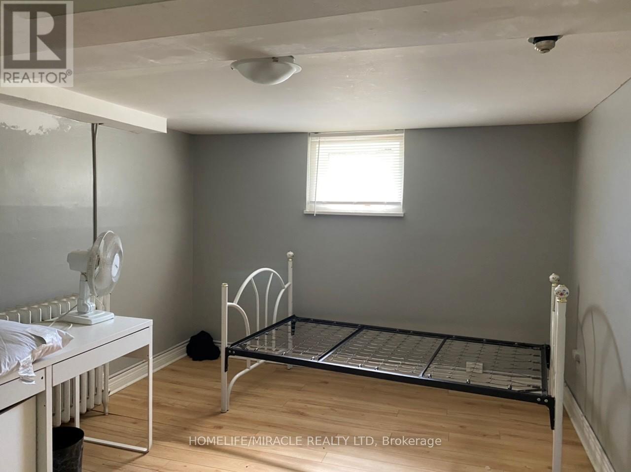 7 - 78 Fifth Street S, Toronto, Ontario  M8V 2Z3 - Photo 6 - W12568542