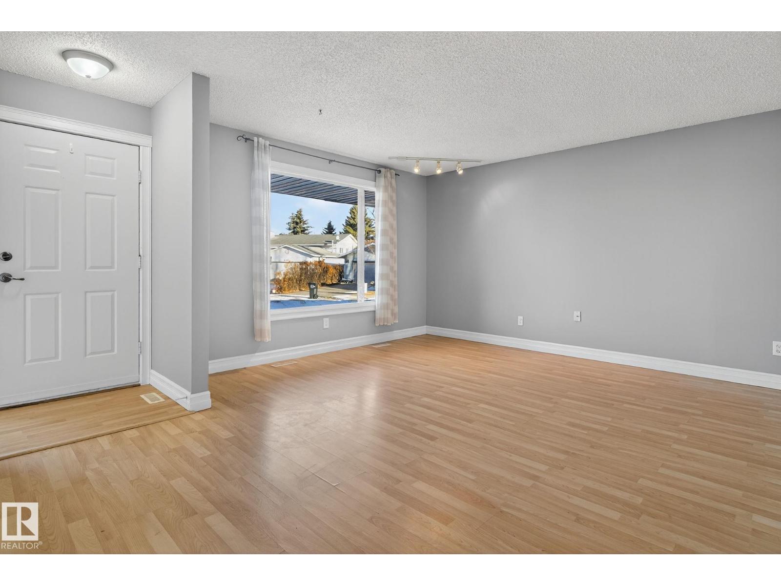 4111 32 Av Nw, Edmonton, Alberta  T6L 3W6 - Photo 19 - E4466380