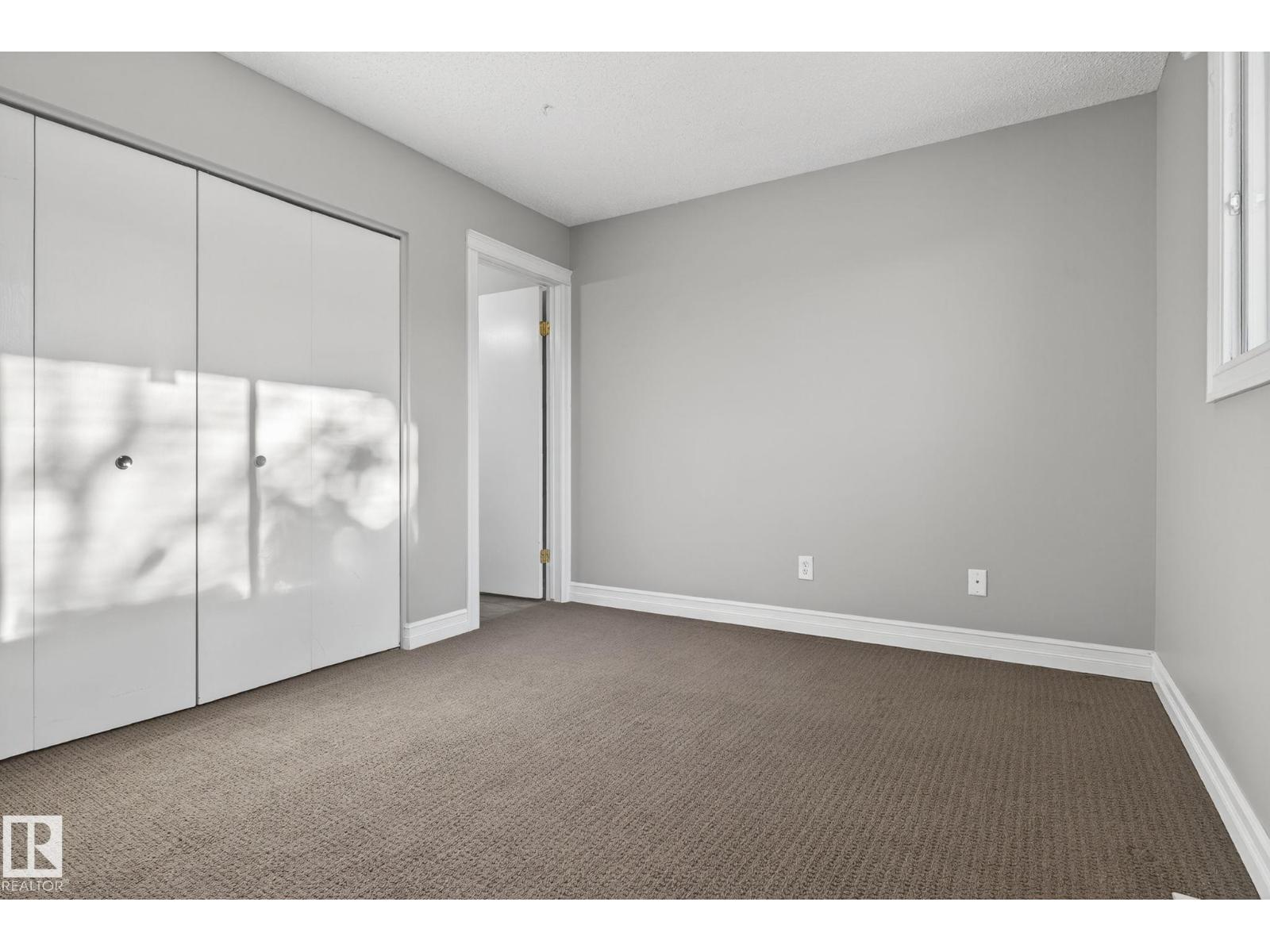 4111 32 Av Nw, Edmonton, Alberta  T6L 3W6 - Photo 41 - E4466380