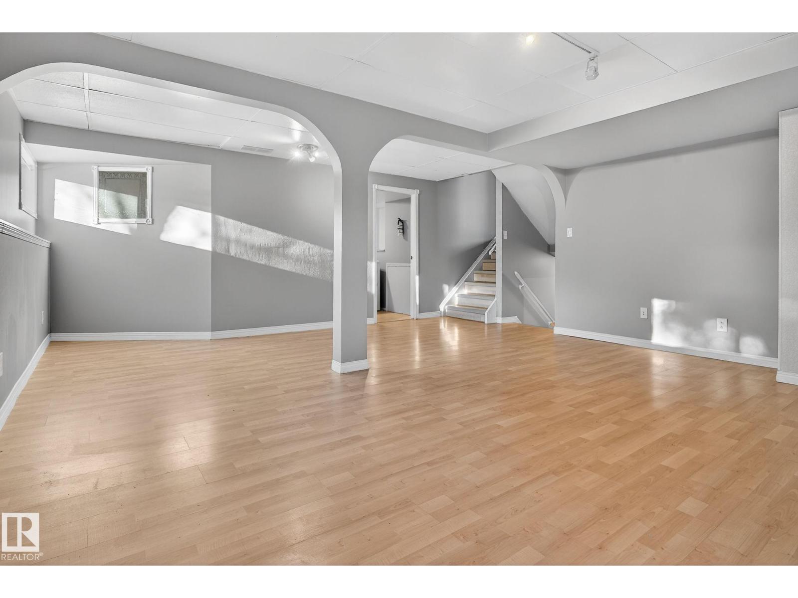 4111 32 Av Nw, Edmonton, Alberta  T6L 3W6 - Photo 55 - E4466380