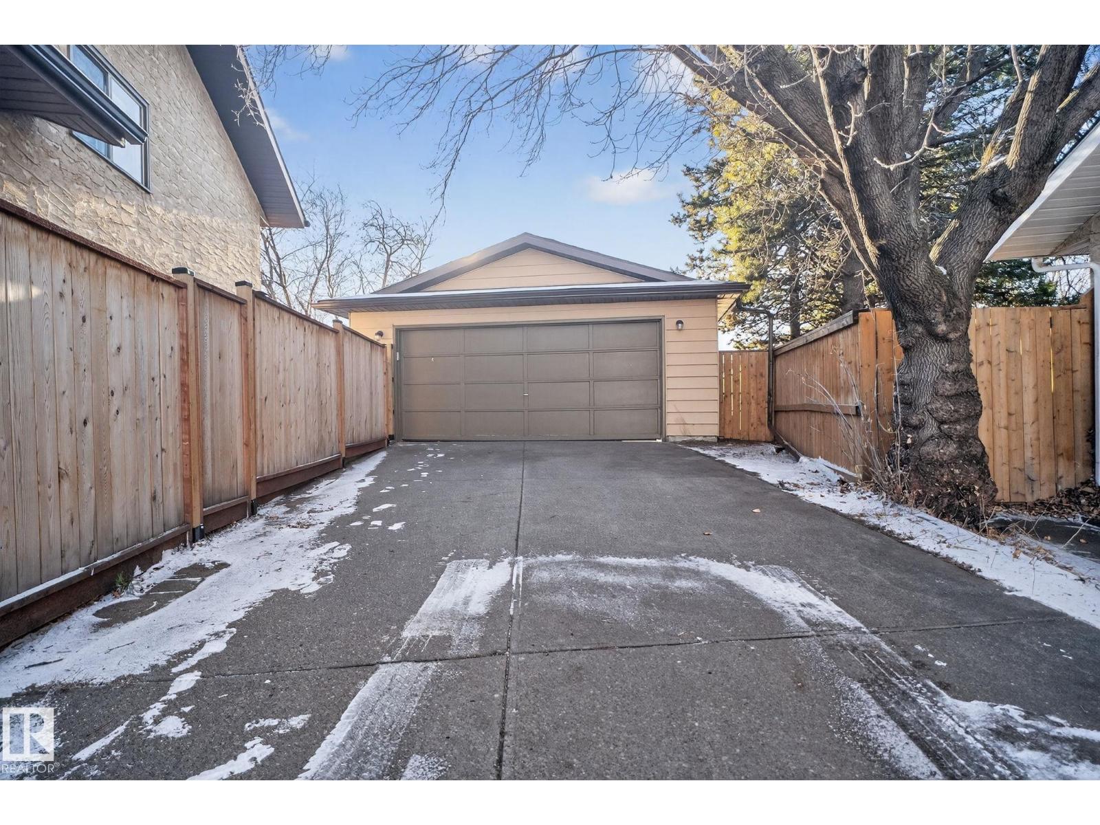 4111 32 Av Nw, Edmonton, Alberta  T6L 3W6 - Photo 75 - E4466380