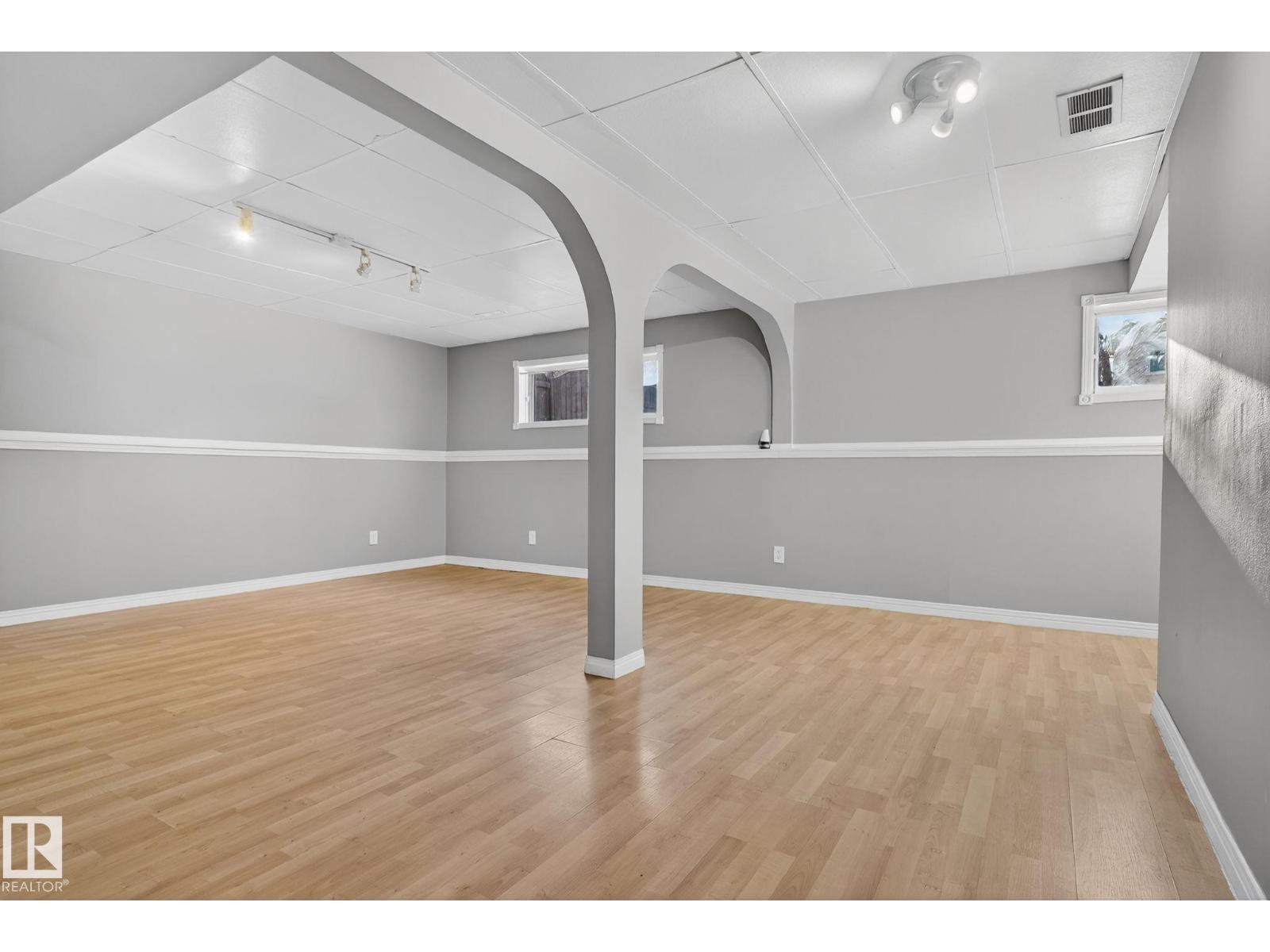 4111 32 Av Nw, Edmonton, Alberta  T6L 3W6 - Photo 51 - E4466380