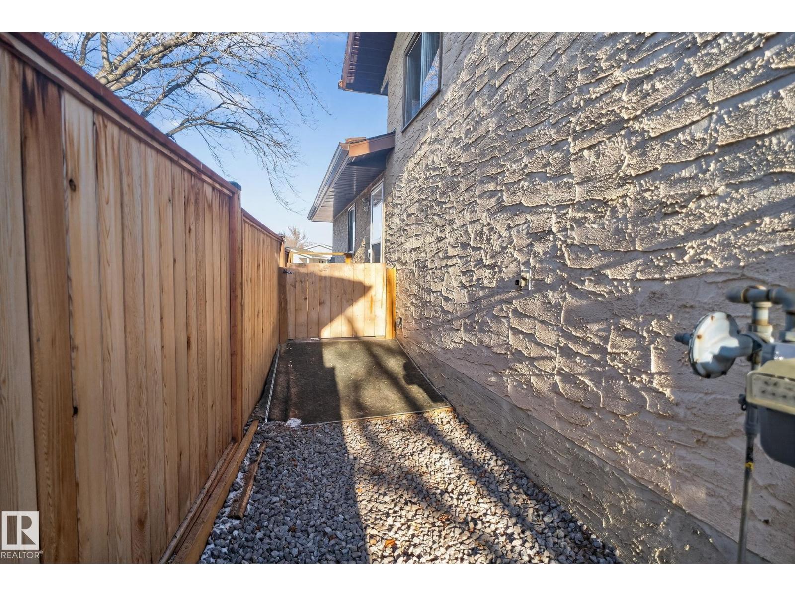 4111 32 Av Nw, Edmonton, Alberta  T6L 3W6 - Photo 68 - E4466380