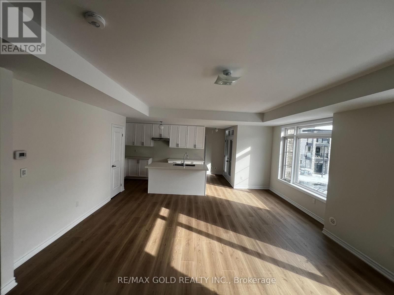 559 Tim Manley Avenue, Caledon, Ontario  L7C 4J4 - Photo 6 - W12568160