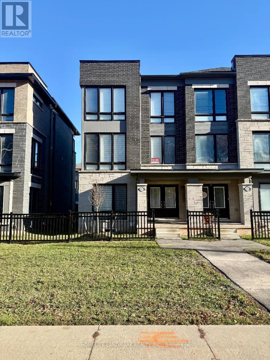 2485 BADGER CRESCENT, Oakville, Ontario