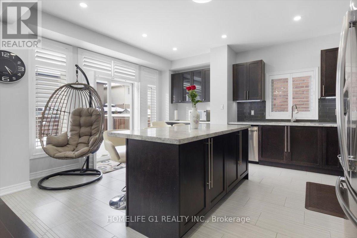 16 Weathering Heights, Hamilton, Ontario  L8J 0E7 - Photo 11 - X12568552