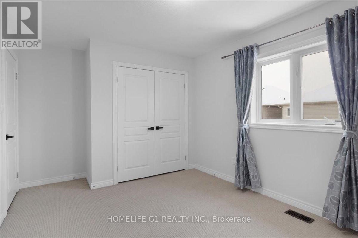 16 Weathering Heights, Hamilton, Ontario  L8J 0E7 - Photo 28 - X12568552