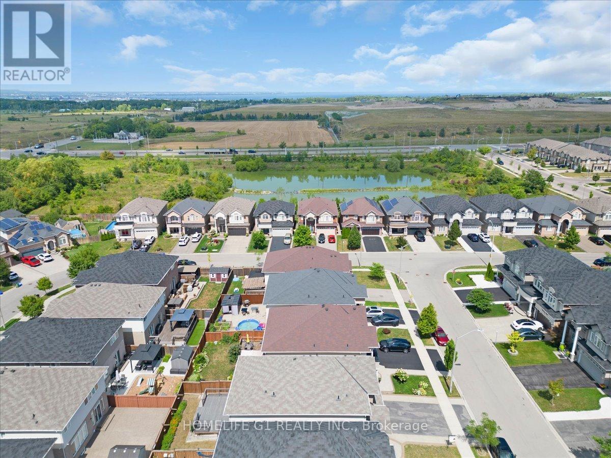 16 Weathering Heights, Hamilton, Ontario  L8J 0E7 - Photo 39 - X12568552