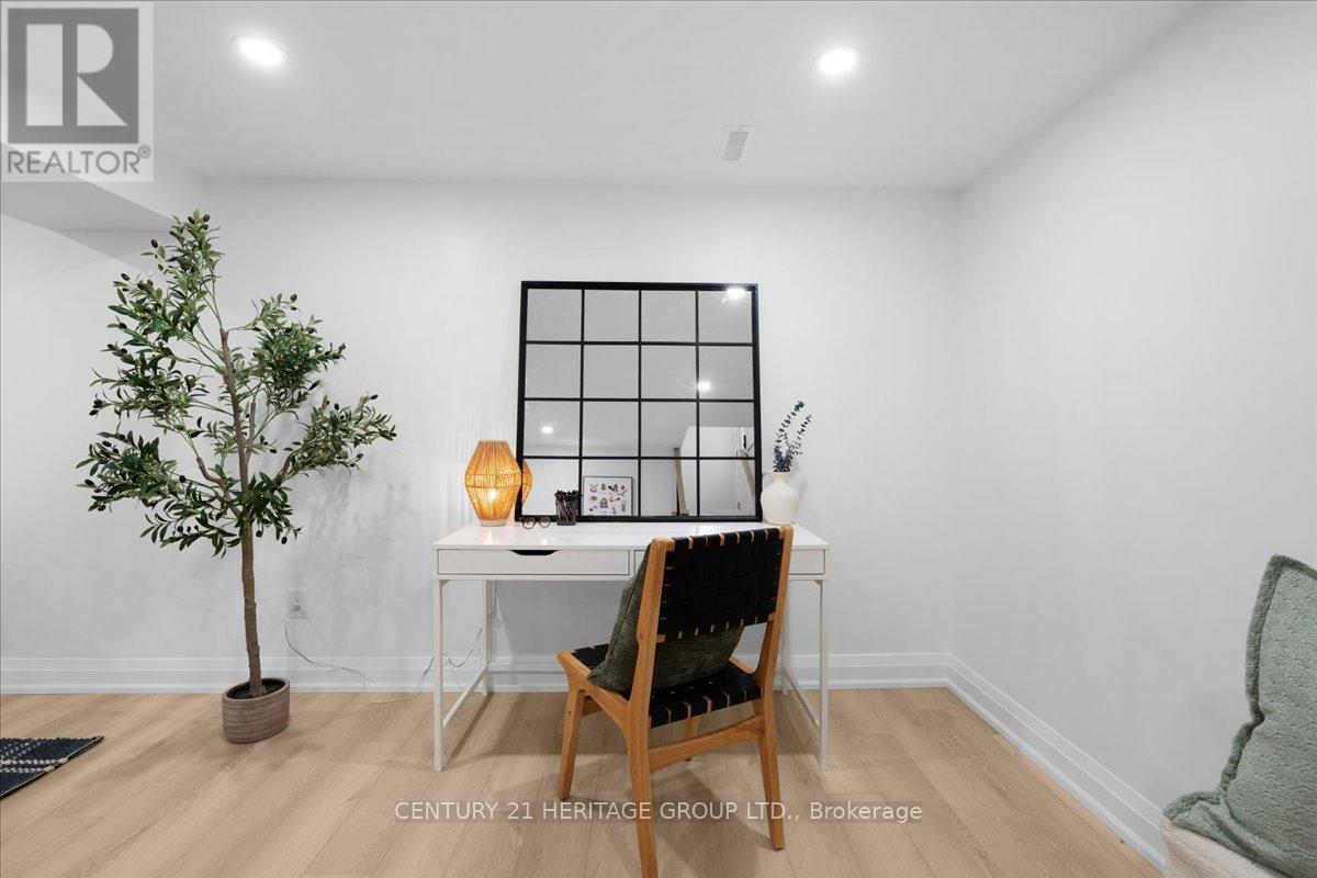 15 Mellenby Street, Hamilton, Ontario  L8J 1E6 - Photo 33 - X12568560