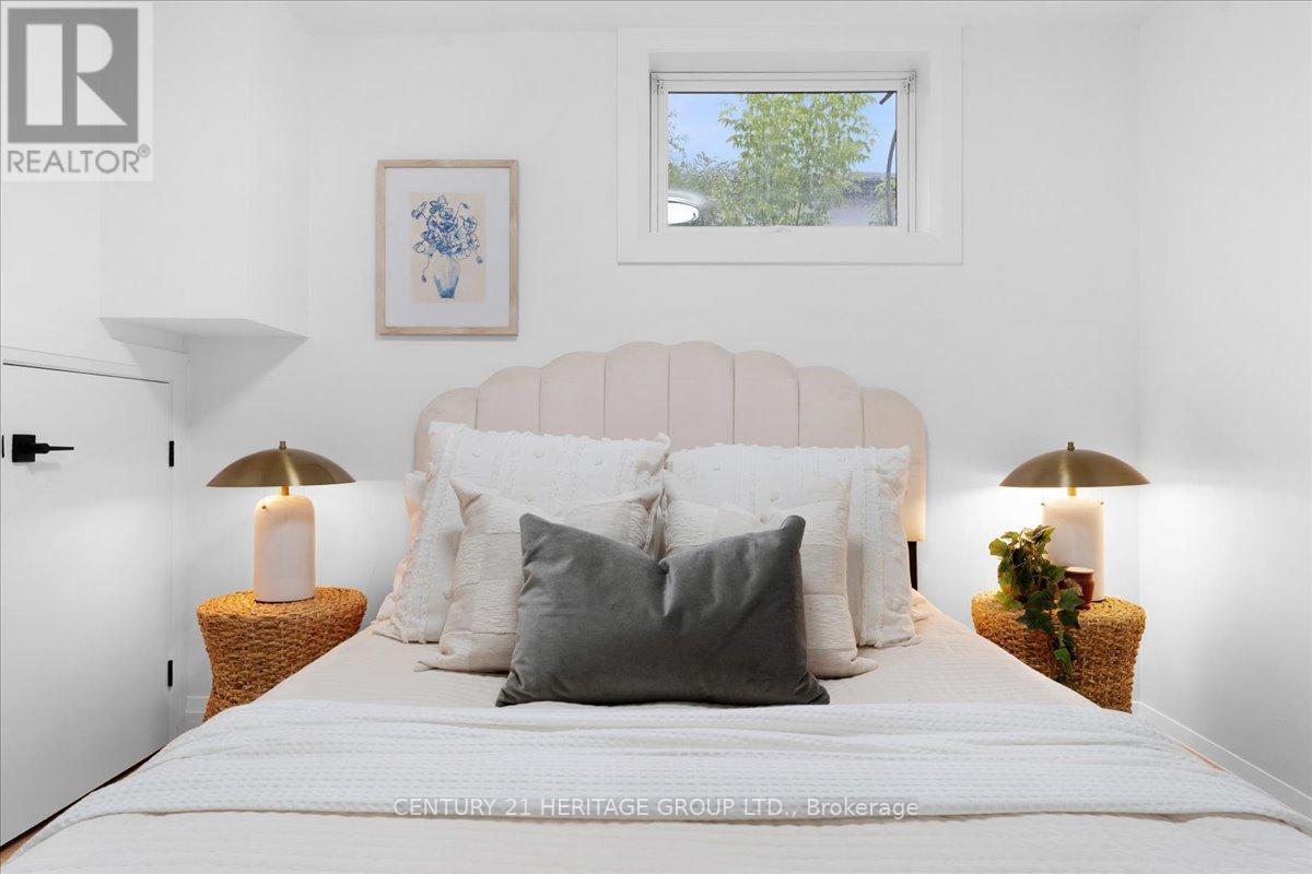 15 Mellenby Street, Hamilton, Ontario  L8J 1E6 - Photo 39 - X12568560