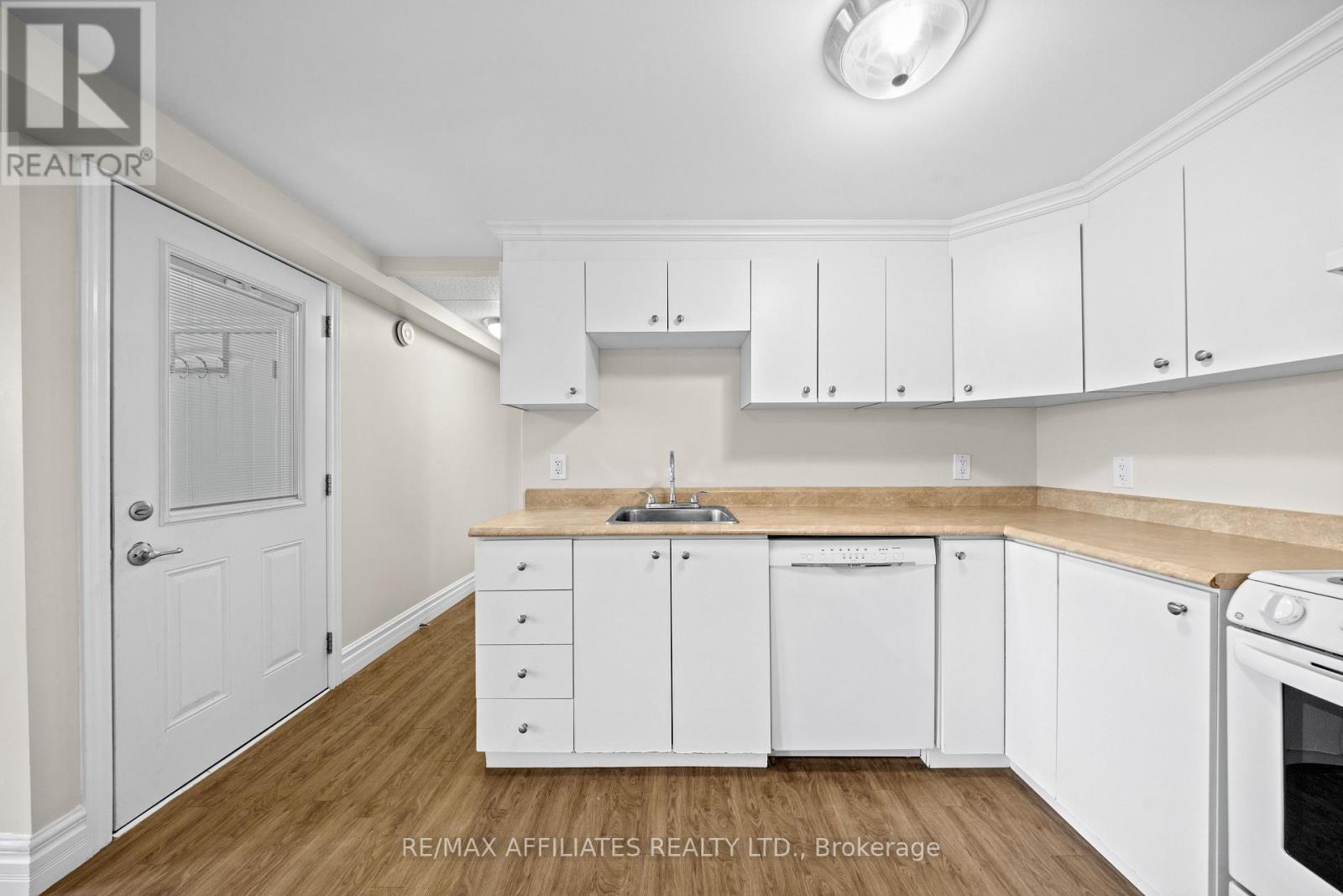 #2 - 6819 Rocque Street, Ottawa, Ontario  K1C 1A3 - Photo 5 - X12568594