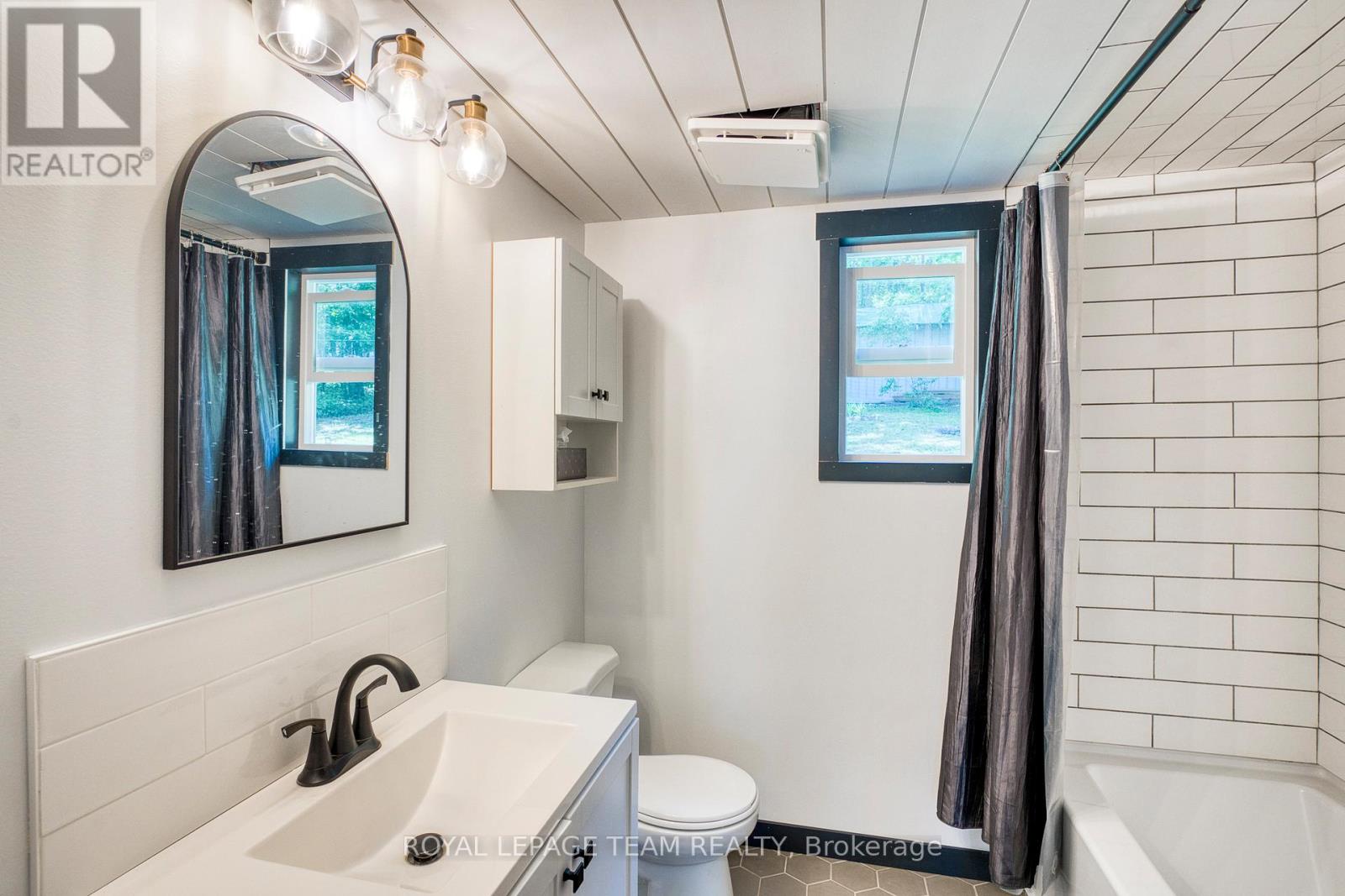 199 Maple Grove Lane, North Algona Wilberforce, Ontario  K0J 1T0 - Photo 42 - X12568600