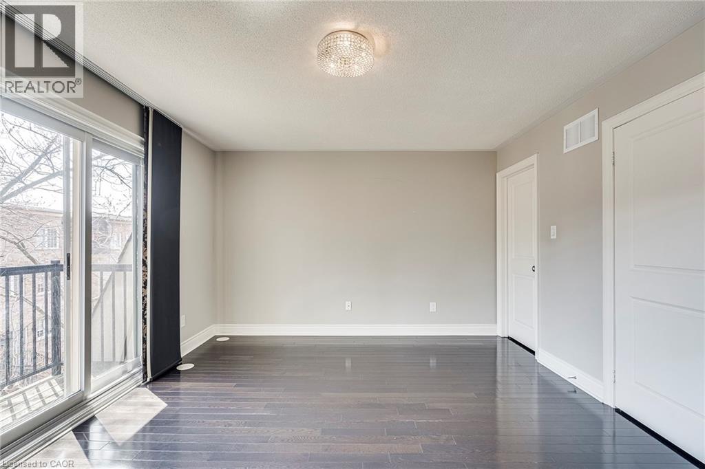 3 Johnson Farm Lane, Toronto, Ontario  M2N 0G6 - Photo 38 - 40789955