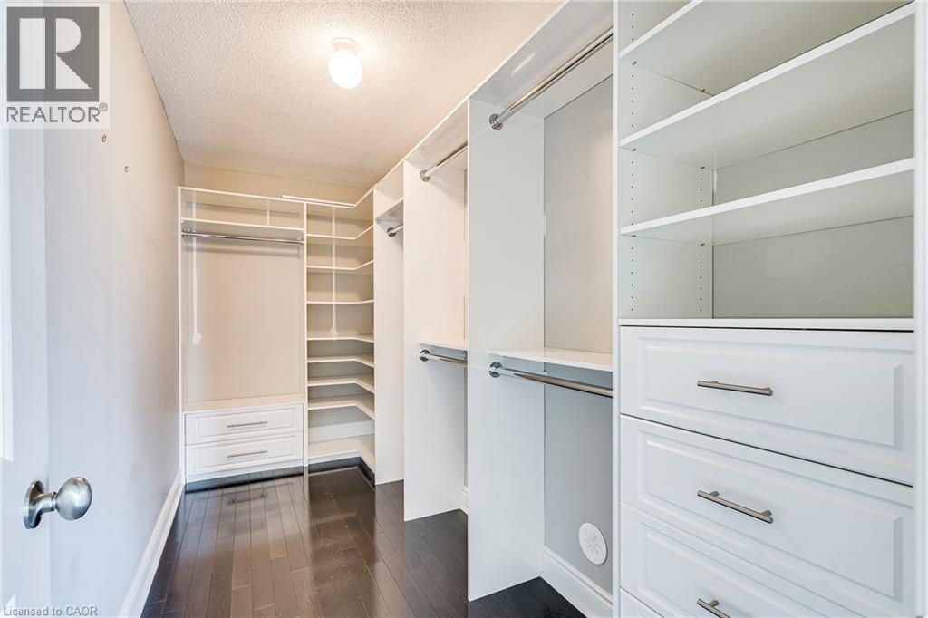 3 Johnson Farm Lane, Toronto, Ontario  M2N 0G6 - Photo 39 - 40789955