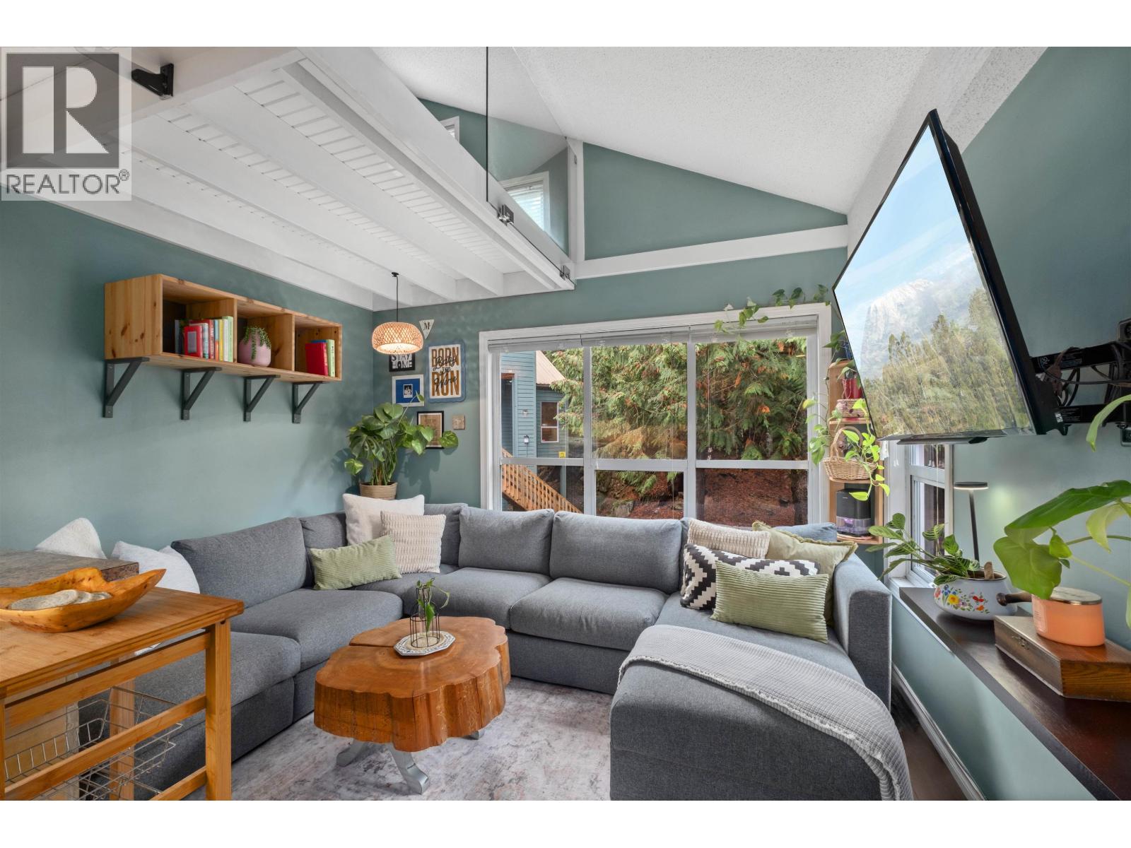 4 2126 SARAJEVO DRIVE, Whistler, British Columbia