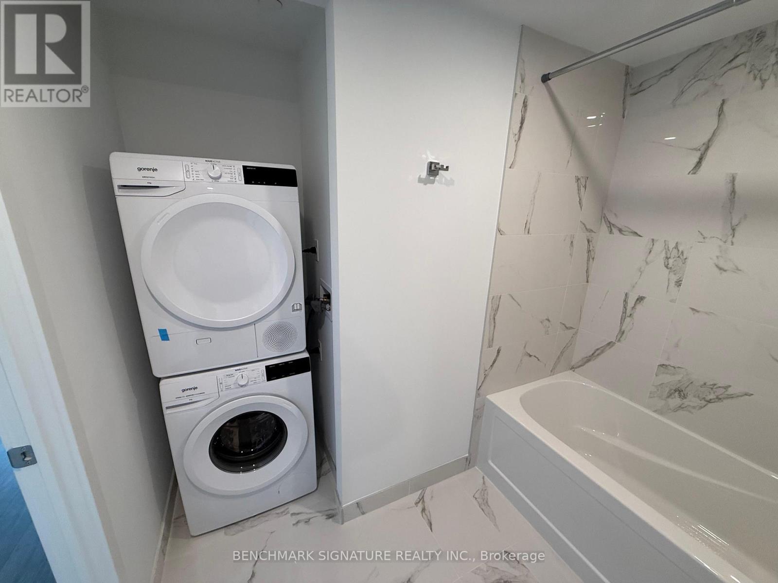 4016 - 88 Queen Street E, Toronto, Ontario  M5C 0B6 - Photo 7 - C12553060