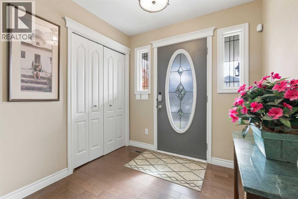 788 Luxstone Landing Sw, Airdrie, Alberta  T4B 3L1 - Photo 8 - A2263313