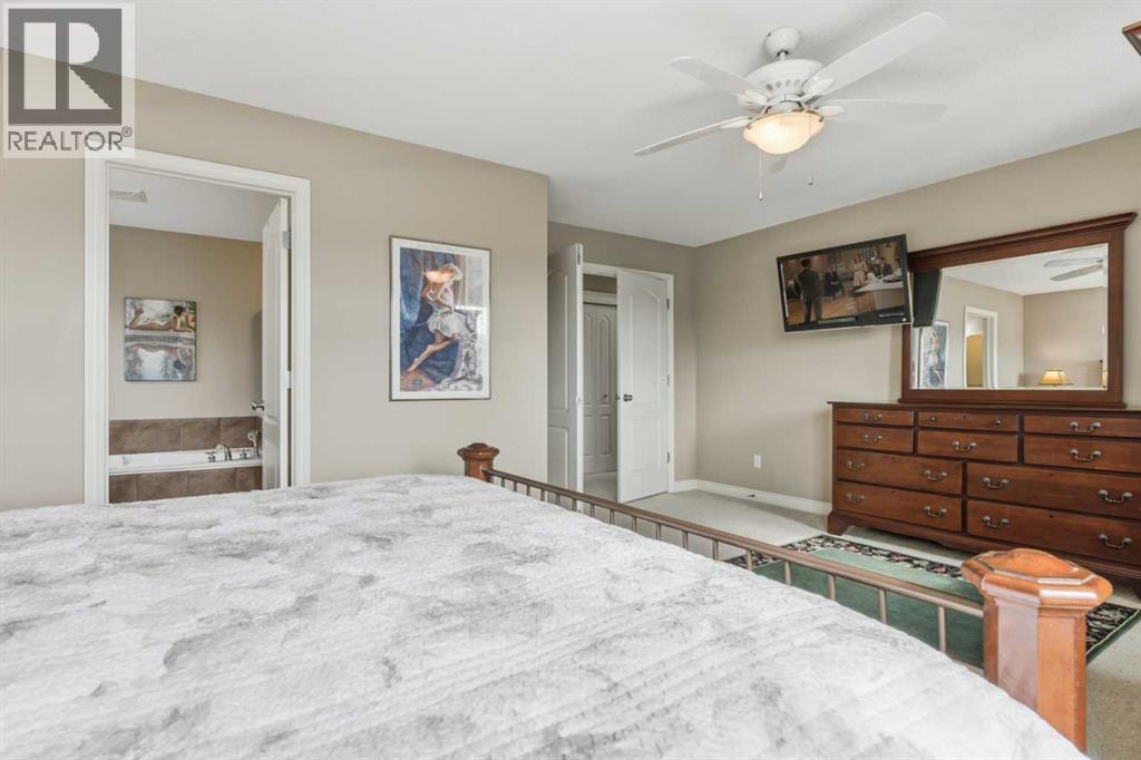 788 Luxstone Landing Sw, Airdrie, Alberta  T4B 3L1 - Photo 23 - A2263313