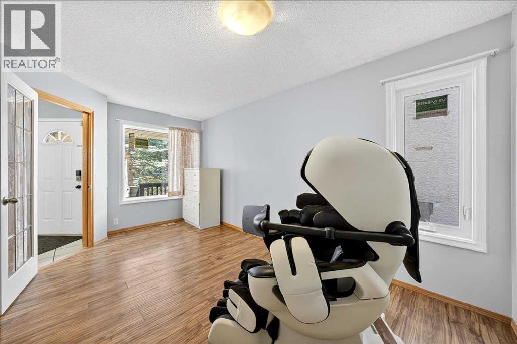 64 Macewan Park Rise Nw, Calgary, Alberta  T3K 3Z9 - Photo 5 - A2265441