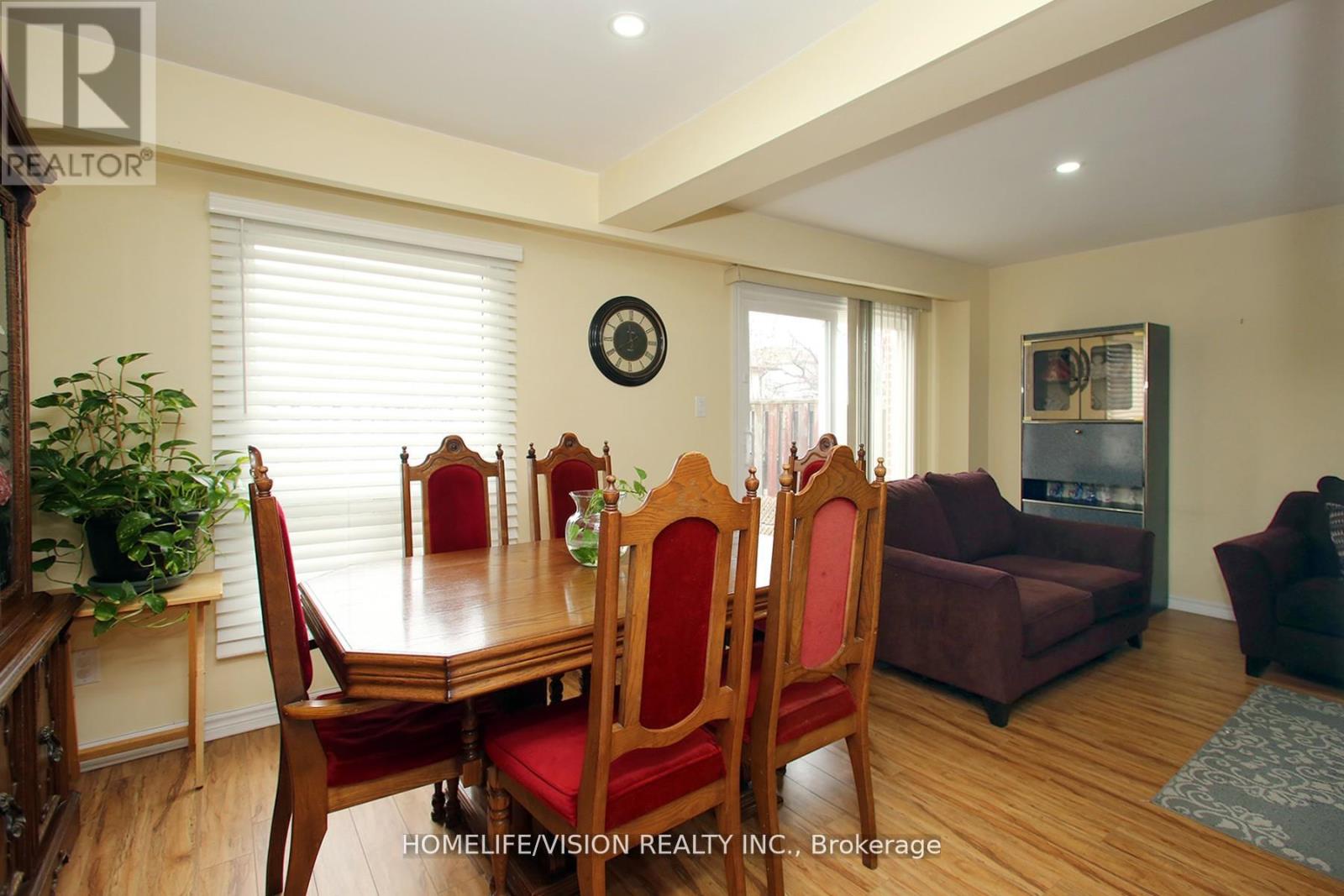 15 - 3430 Brandon Gate Drive, Mississauga, Ontario  L4T 3T4 - Photo 10 - W12468641