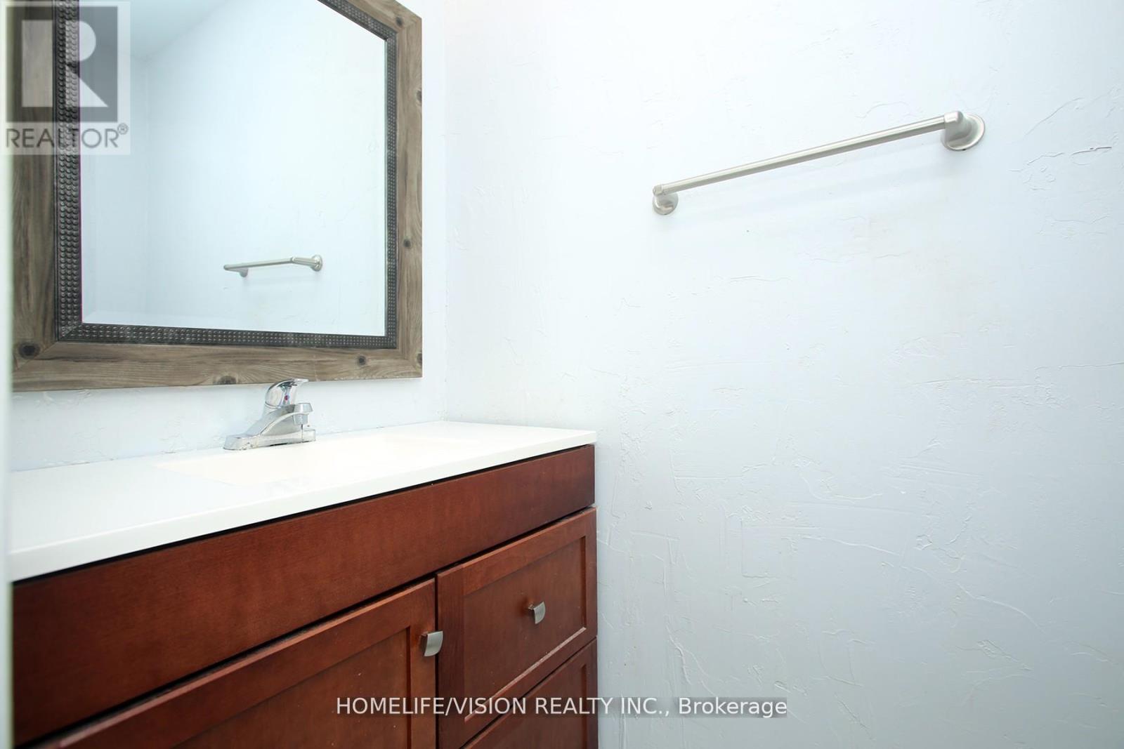 15 - 3430 Brandon Gate Drive, Mississauga, Ontario  L4T 3T4 - Photo 20 - W12468641