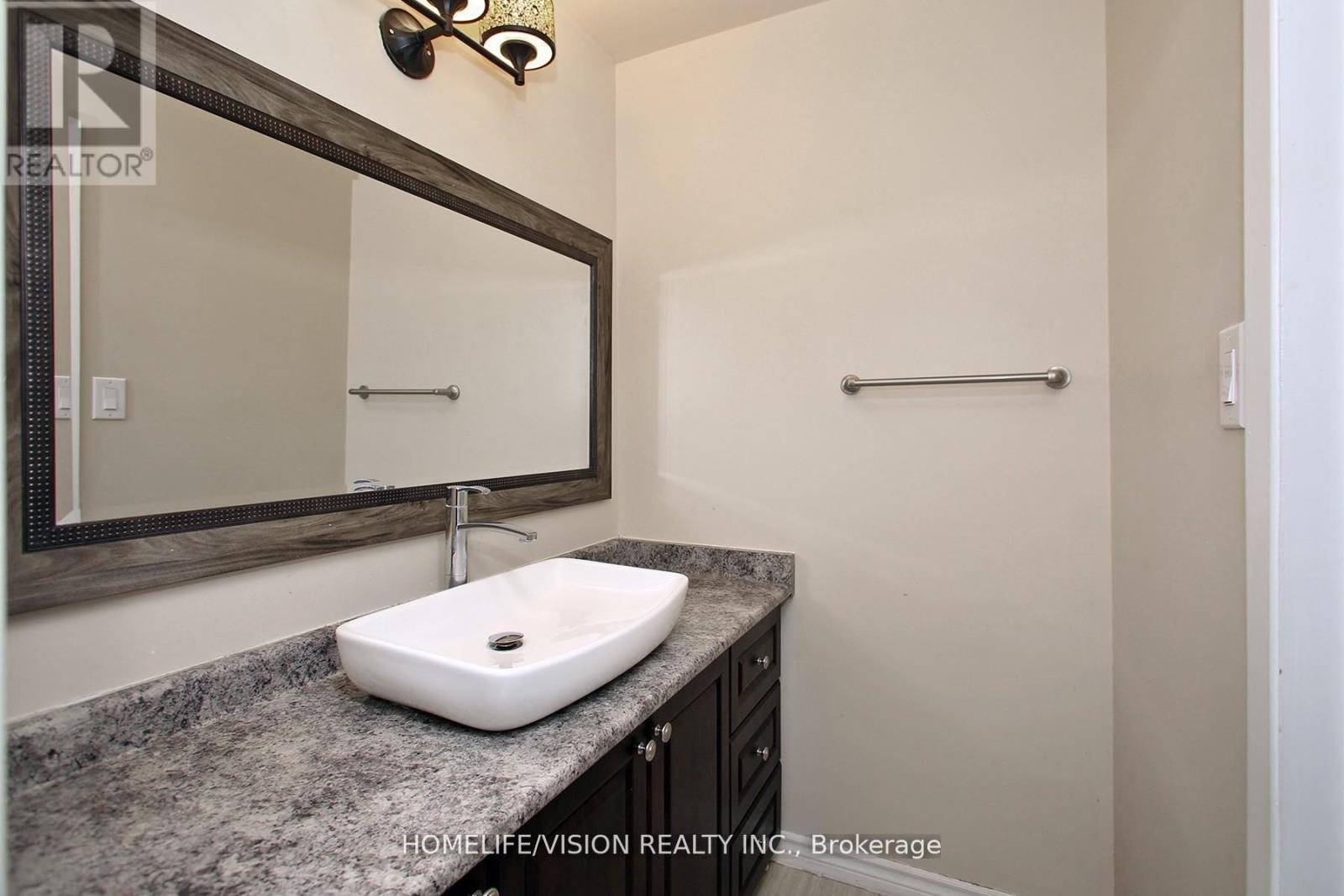 15 - 3430 Brandon Gate Drive, Mississauga, Ontario  L4T 3T4 - Photo 21 - W12468641