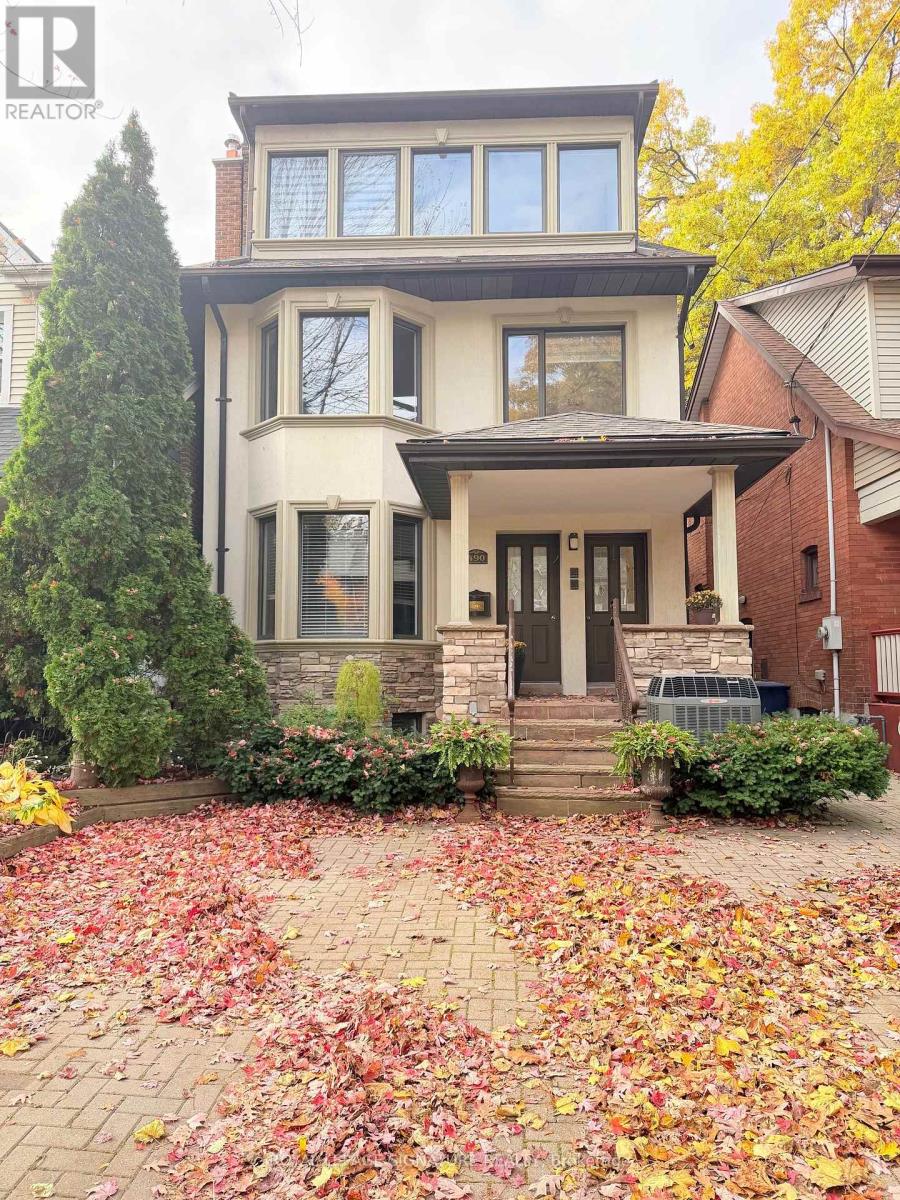 Upper - 490 Windermere Avenue, Toronto, Ontario M6S 3L6 - Photo 2 - W12568604