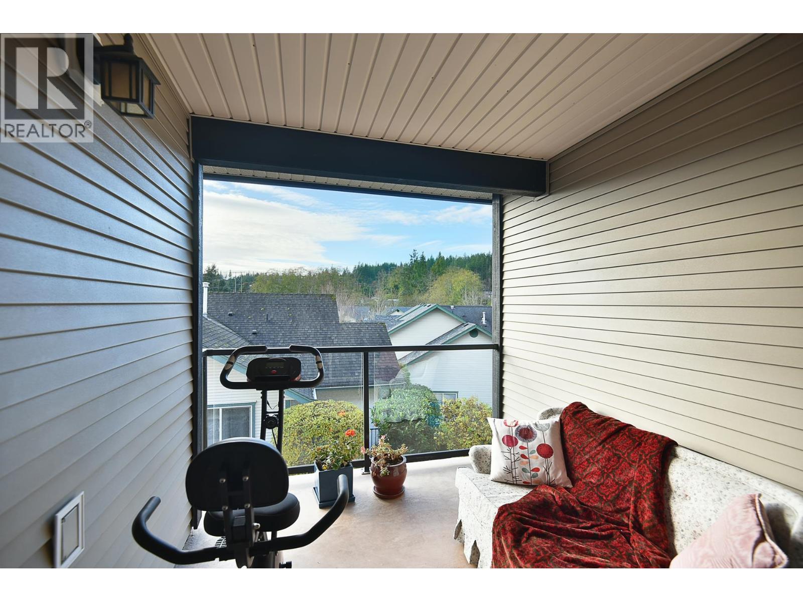 303 5711 Ebbtide Street, Sechelt, British Columbia  V7Z 0J5 - Photo 7 - R3069405