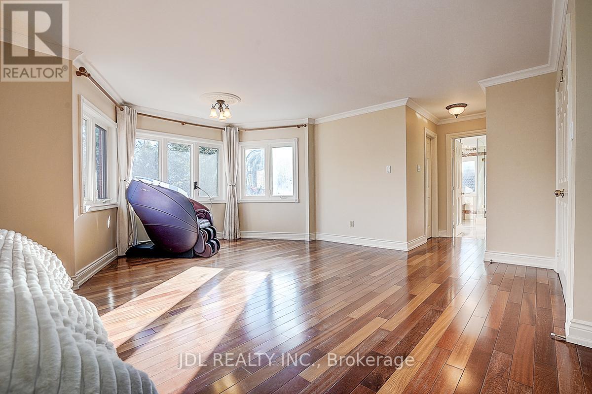 85 Marsh Harbour Court, Aurora, Ontario L4G 5Y8 - Photo 34 - N12562216