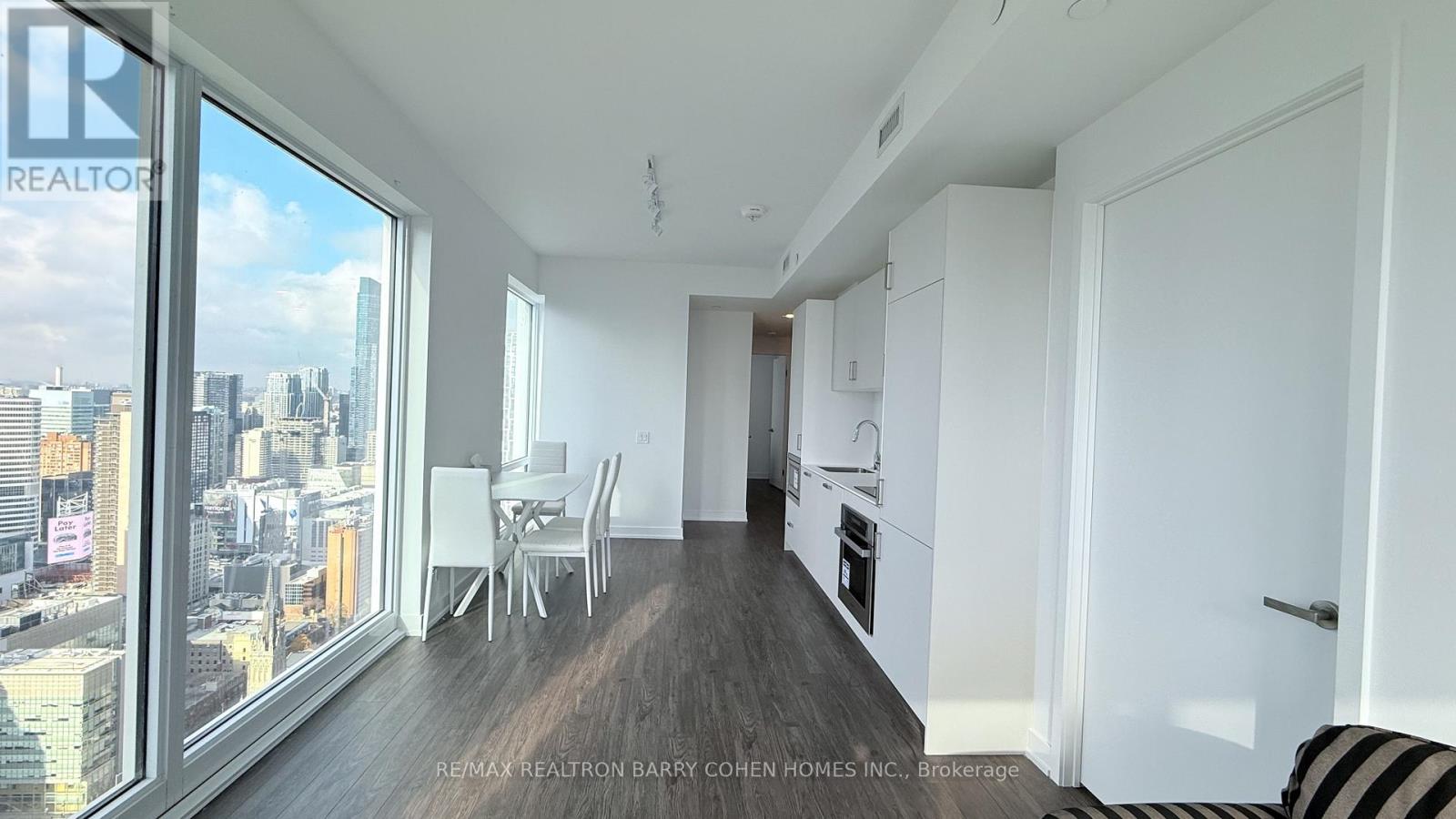 4910 - 88 Queen Street, Toronto, Ontario  M5C 0B6 - Photo 14 - C12568620