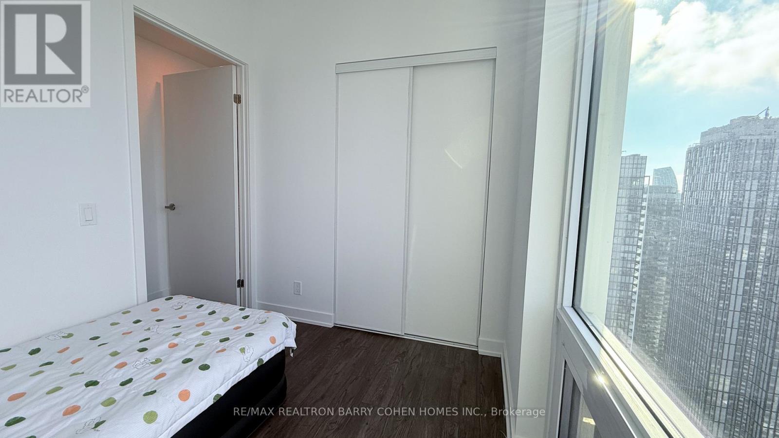 4910 - 88 Queen Street, Toronto, Ontario  M5C 0B6 - Photo 16 - C12568620