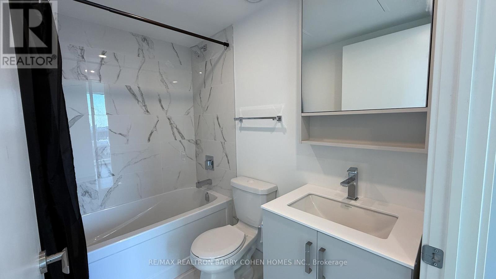 4910 - 88 Queen Street, Toronto, Ontario  M5C 0B6 - Photo 17 - C12568620