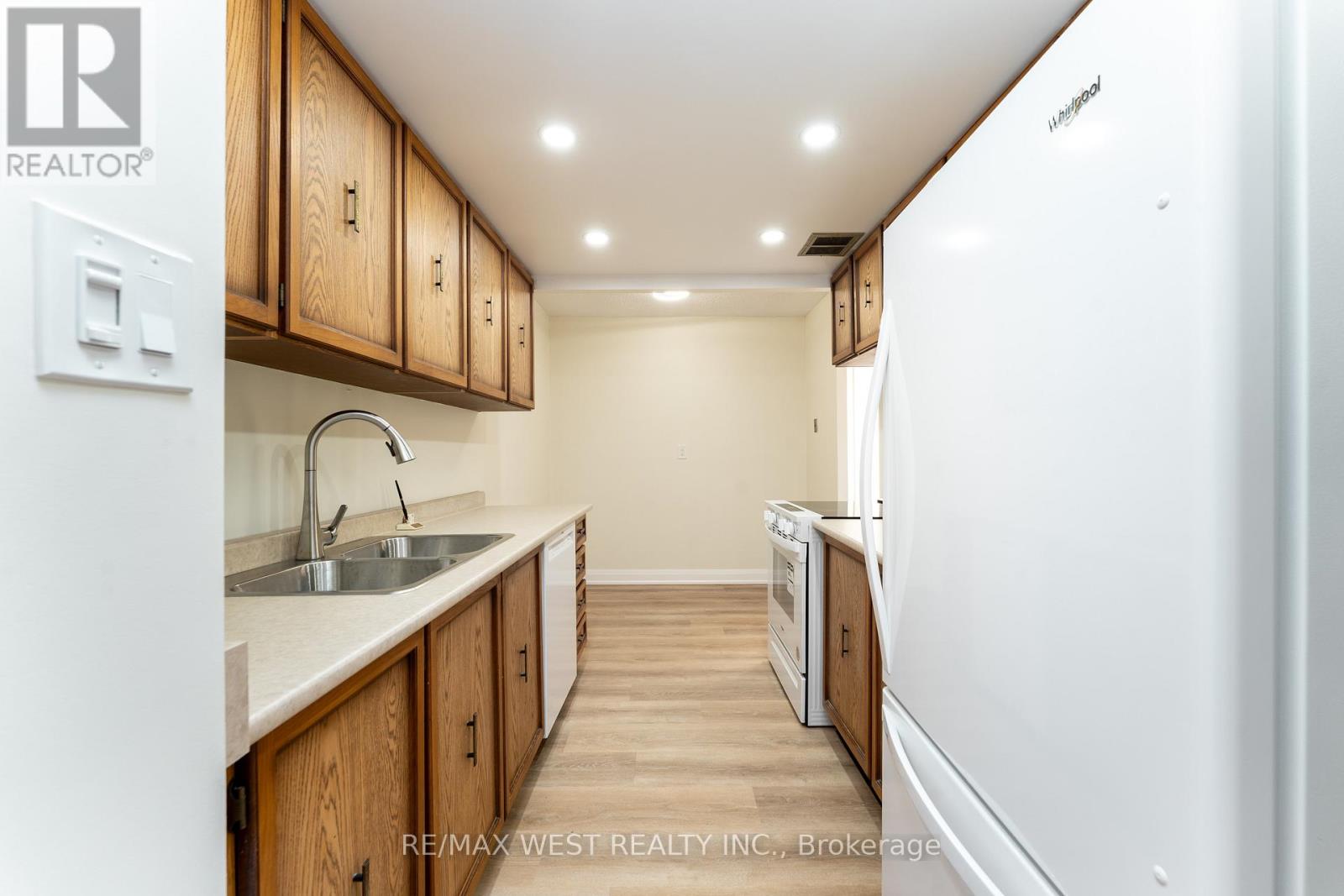 2307 - 3151 Bridletowne Circle, Toronto, Ontario  M1W 2T1 - Photo 15 - E12568652