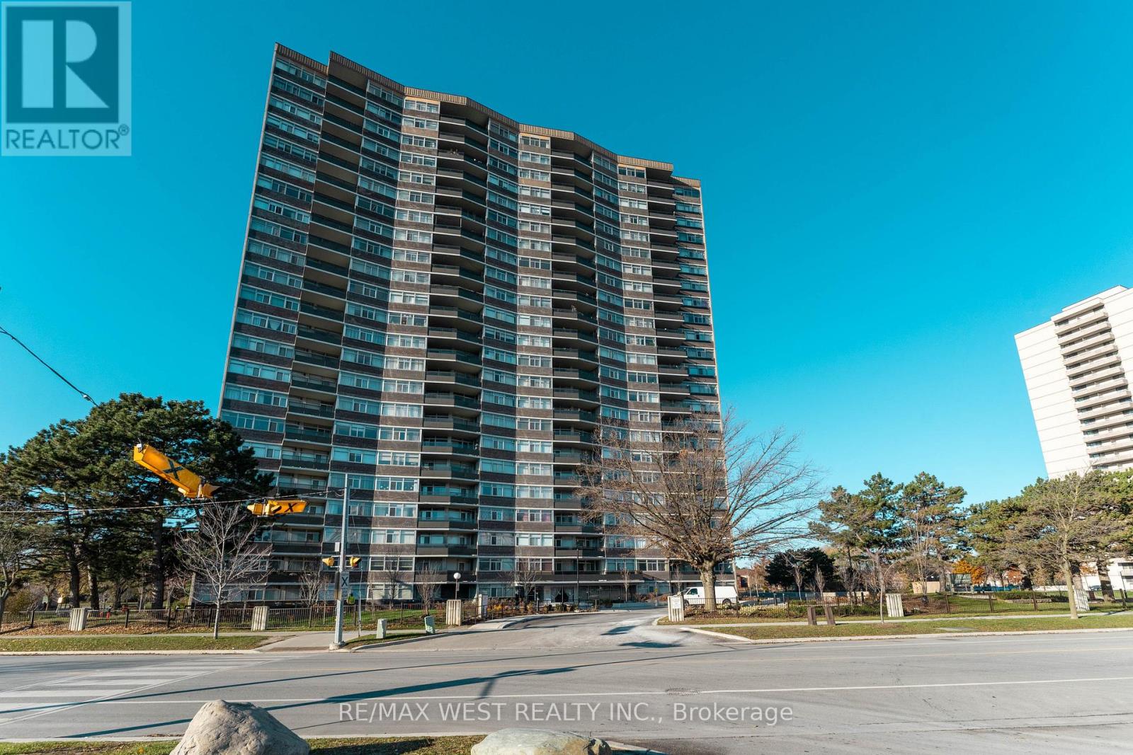 2307 - 3151 Bridletowne Circle, Toronto, Ontario  M1W 2T1 - Photo 2 - E12568652