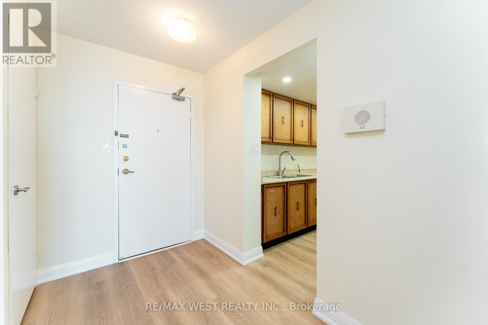 2307 - 3151 Bridletowne Circle, Toronto, Ontario  M1W 2T1 - Photo 7 - E12568652