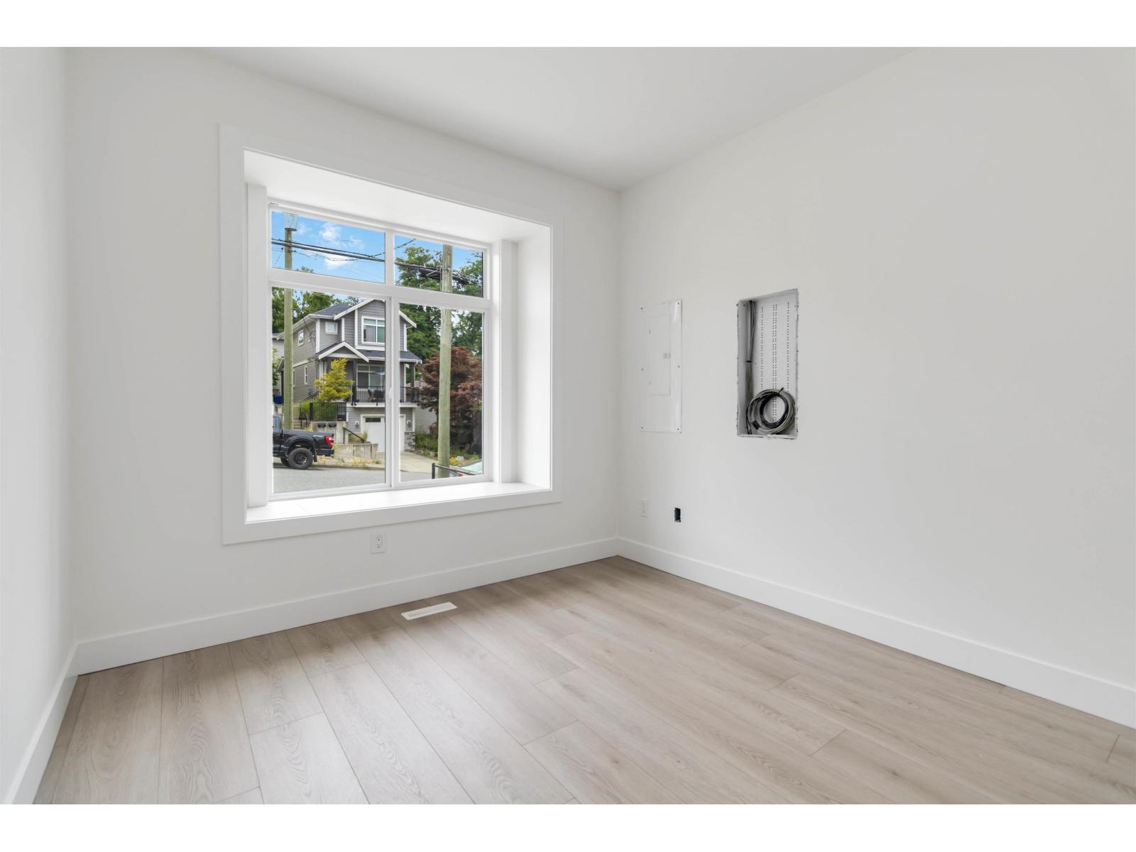 32866 3rd Avenue, Mission, British Columbia  V2V 1T9 - Photo 6 - R3049474