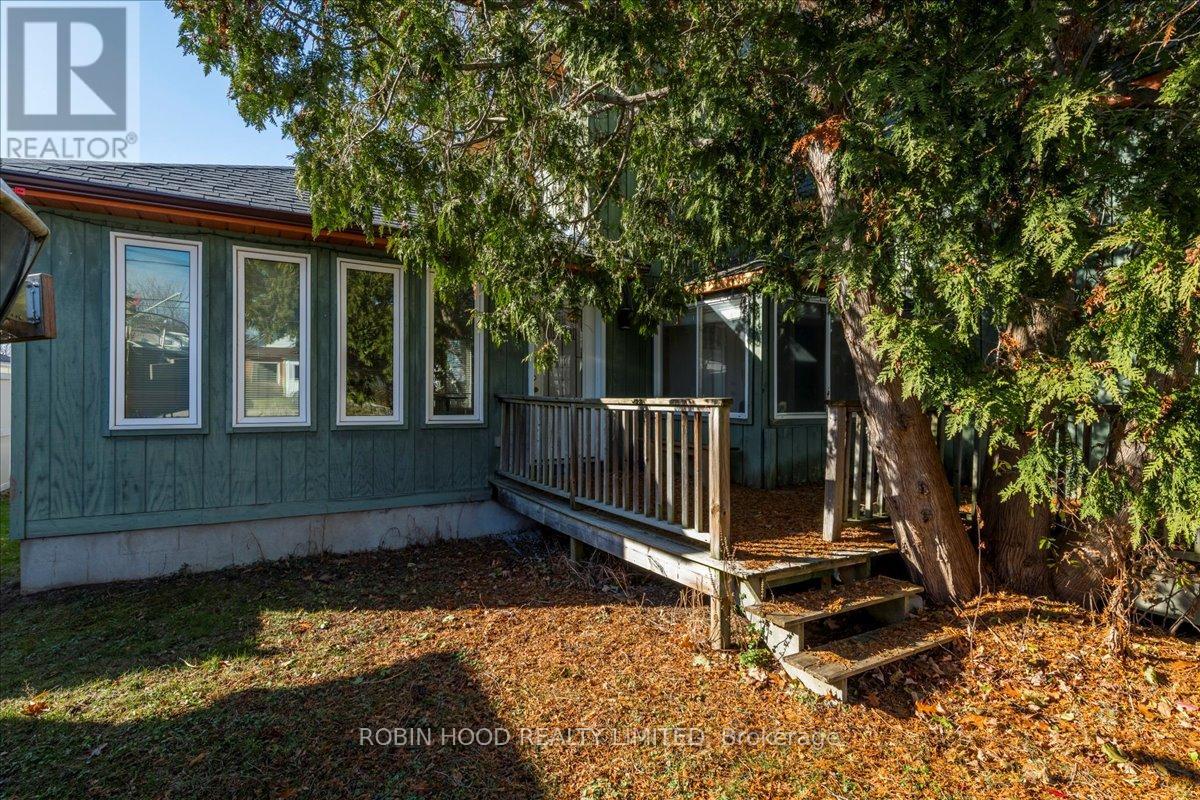 10 Lucy Street, Penetanguishene, Ontario  L9M 1K7 - Photo 28 - S12505974