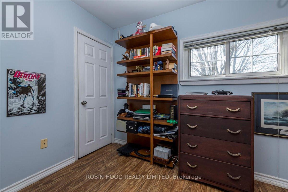 10 Lucy Street, Penetanguishene, Ontario  L9M 1K7 - Photo 23 - S12505974