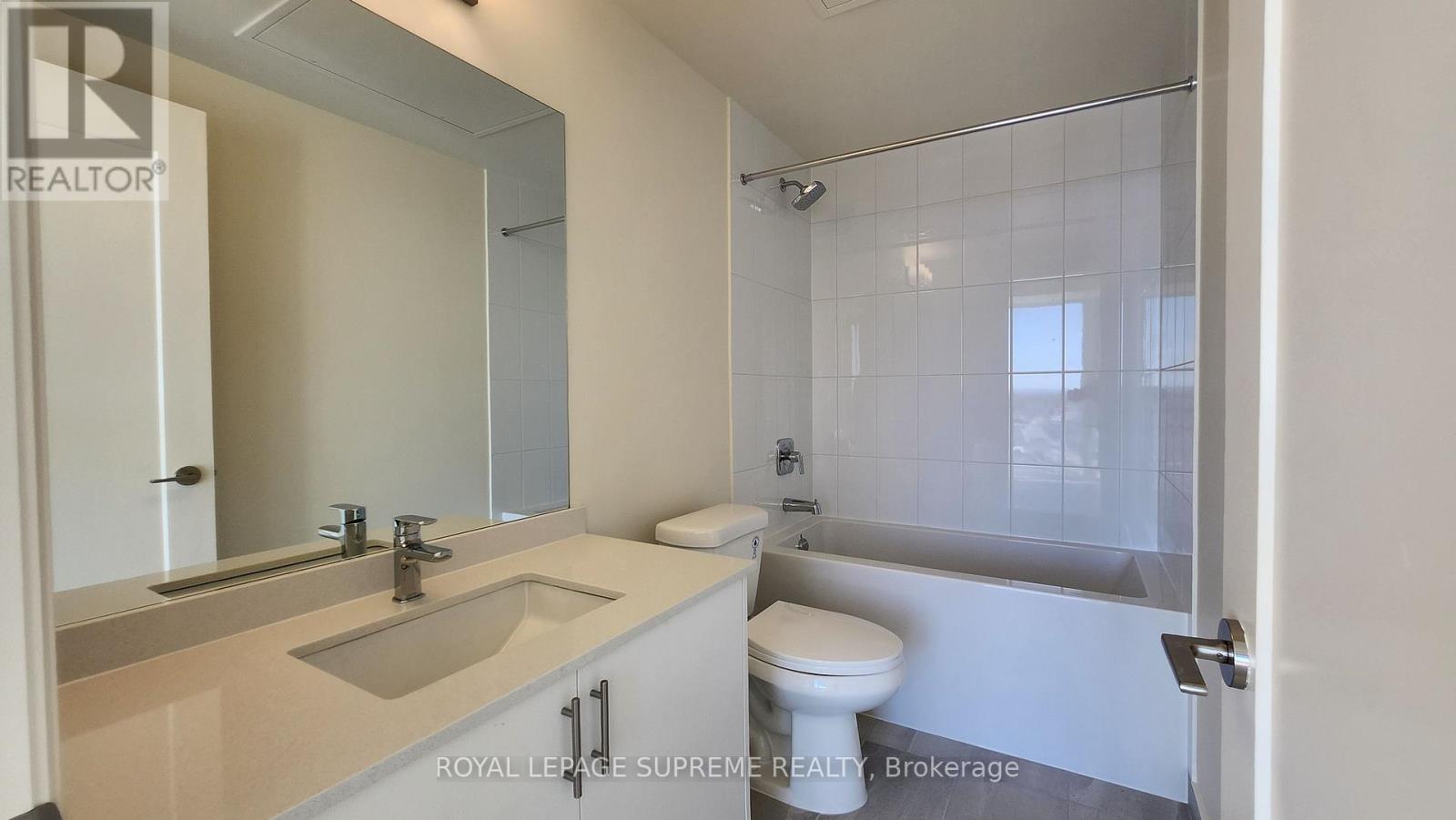 1005 - 27 Korda Gate, Vaughan, Ontario  L4K 0P6 - Photo 18 - N12568626