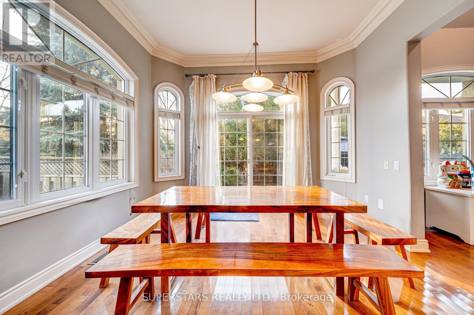 2 Chimenti Court, Markham, Ontario  L3R 9P9 - Photo 11 - N12568634