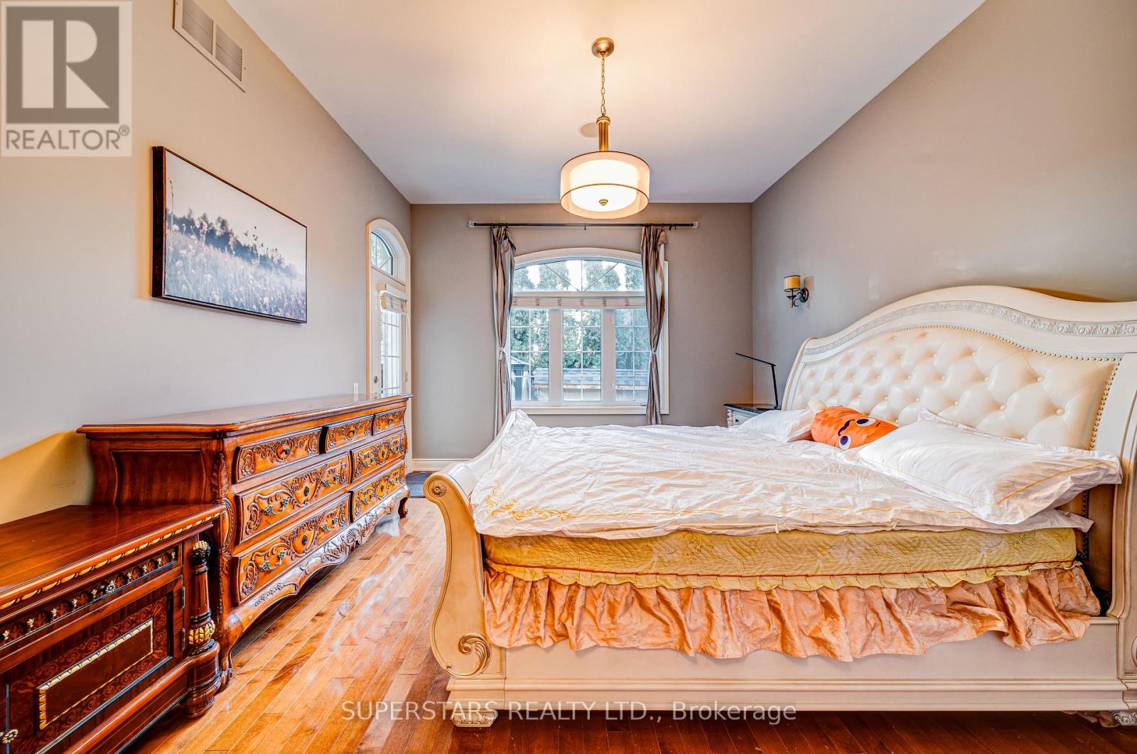 2 Chimenti Court, Markham, Ontario  L3R 9P9 - Photo 14 - N12568634