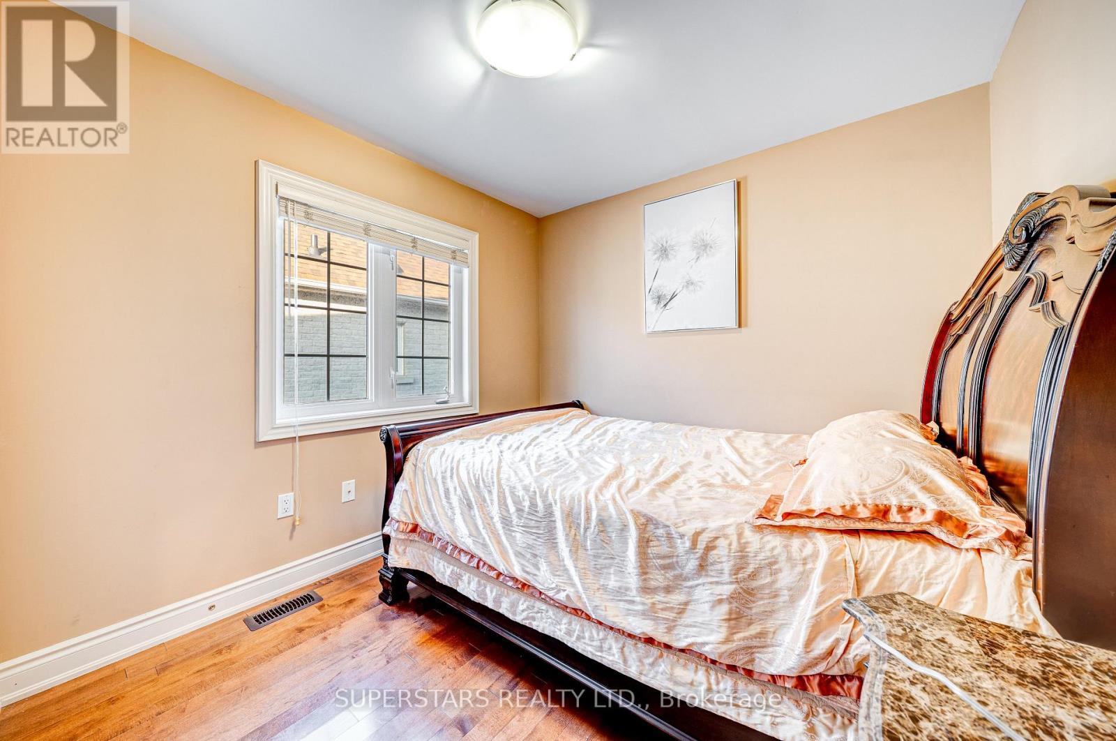 2 Chimenti Court, Markham, Ontario  L3R 9P9 - Photo 21 - N12568634