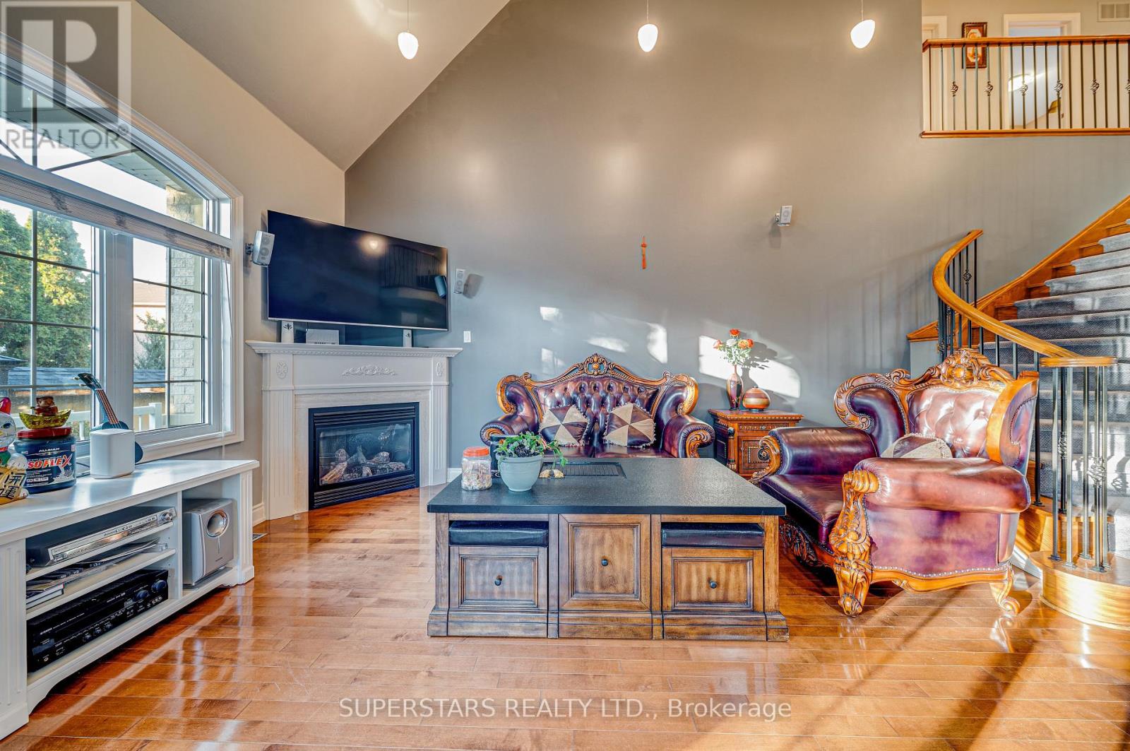 2 Chimenti Court, Markham, Ontario  L3R 9P9 - Photo 8 - N12568634