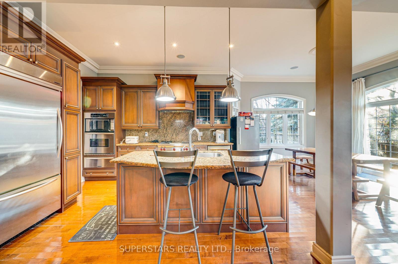 2 Chimenti Court, Markham, Ontario  L3R 9P9 - Photo 9 - N12568634