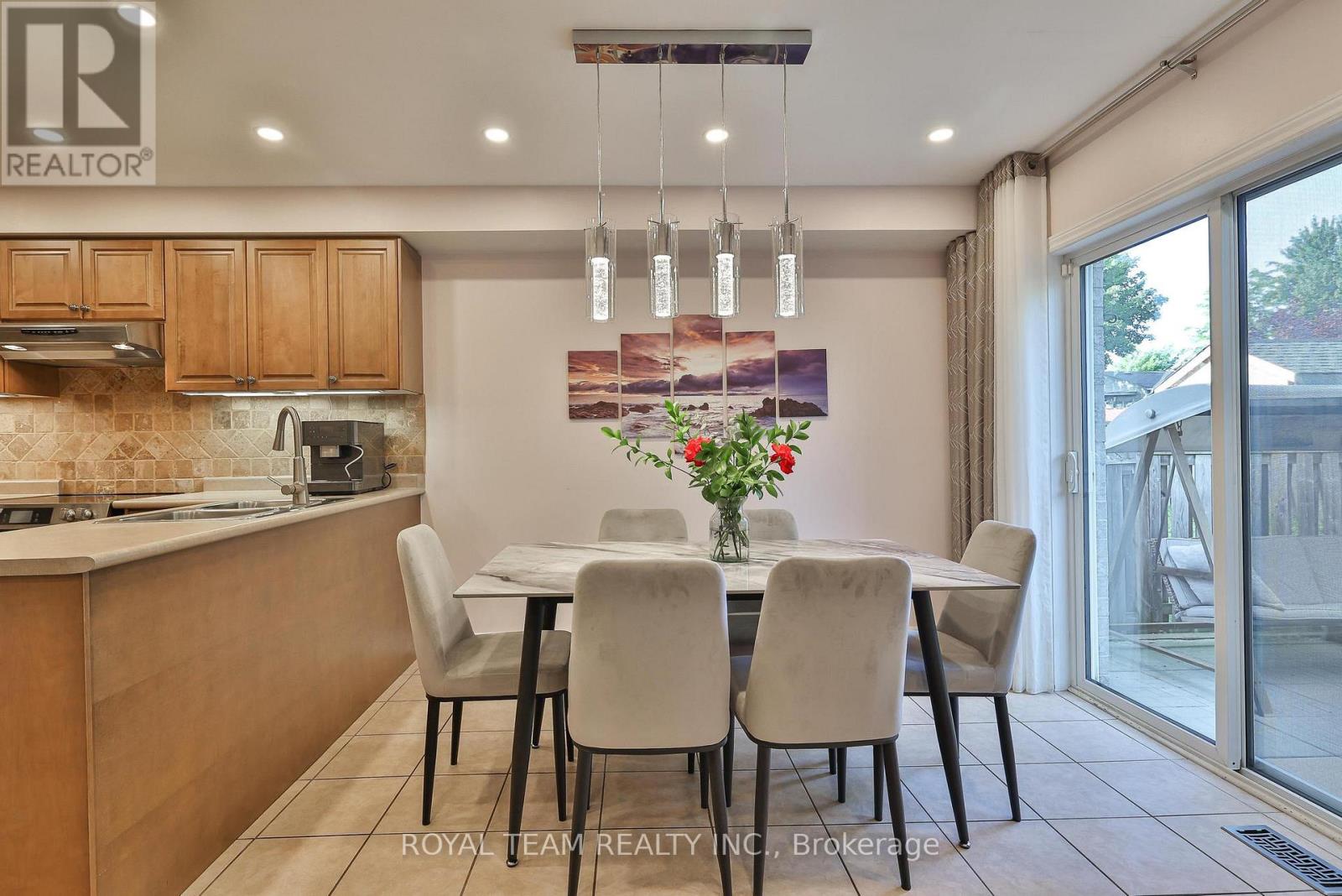 121 Professor Day Drive, Bradford West Gwillimbury (Bradford), Ontario L3Z 3B9 - Photo 17 - N12568680