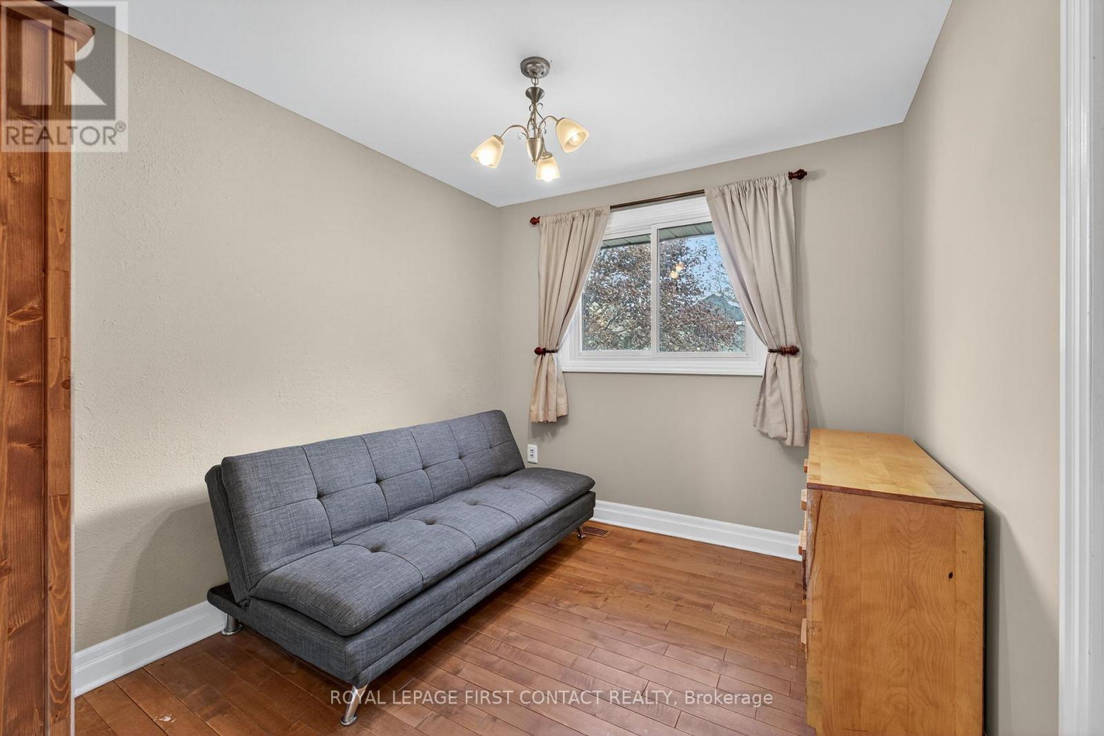 15 Rodney Street, Barrie, Ontario  L4M 4B5 - Photo 26 - S12568646
